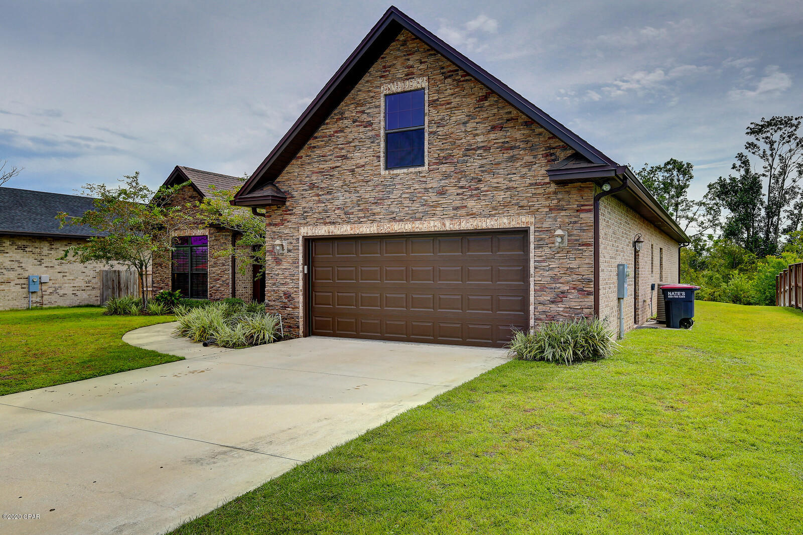 College Oaks - Residential