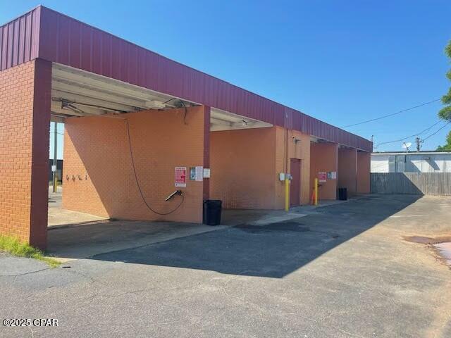 [No Recorded Subdiv] - Commercial Sale