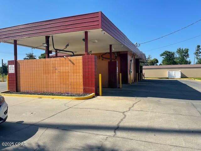 [No Recorded Subdiv] - Commercial Sale