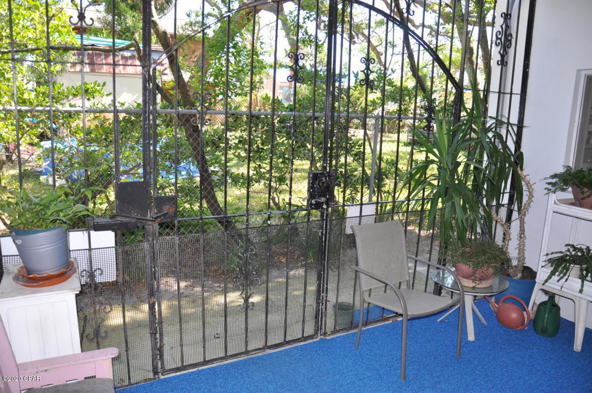 Bay Club Condo Ph 1 - Residential