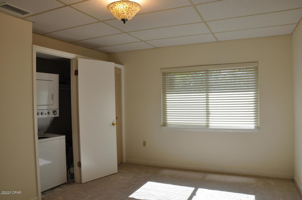 Bay Club Condo Ph 1 - Residential