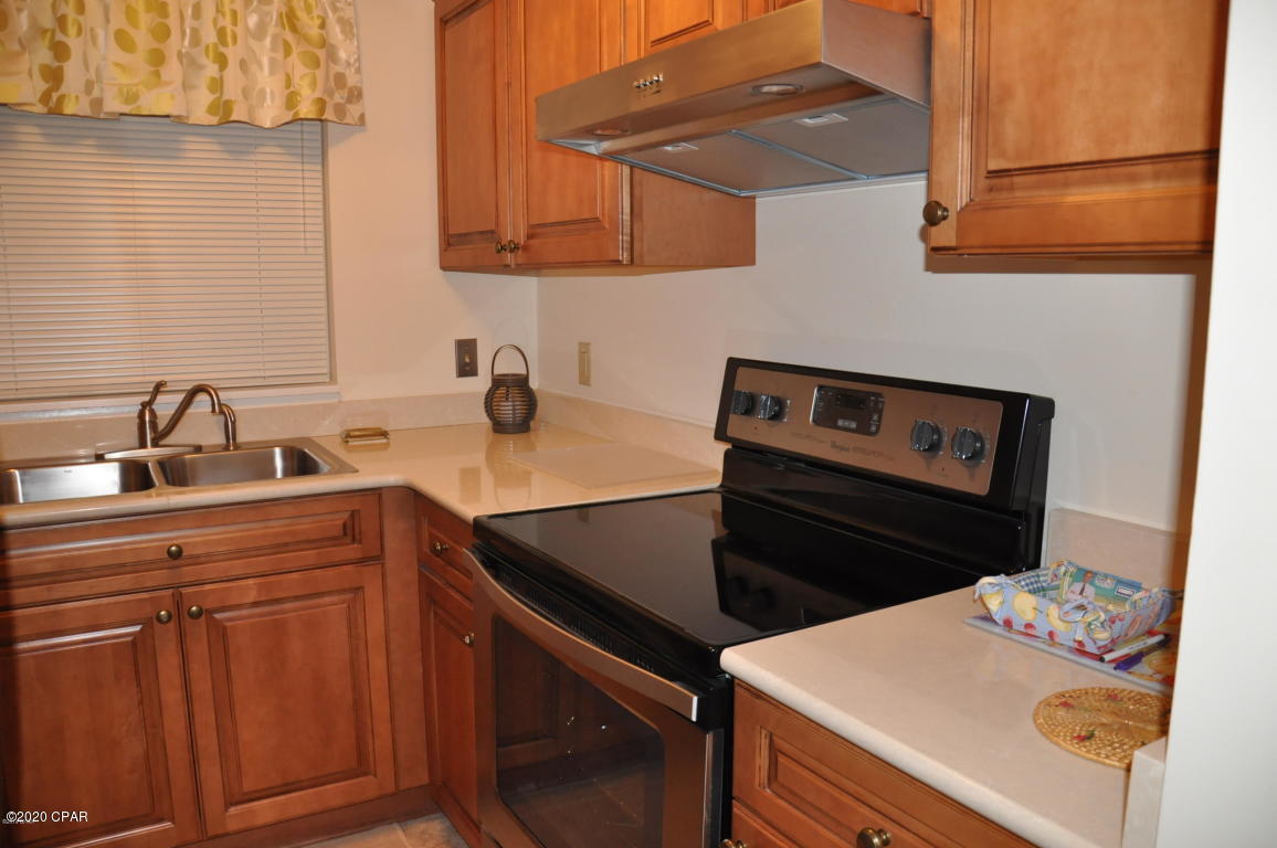 Bay Club Condo Ph 1 - Residential