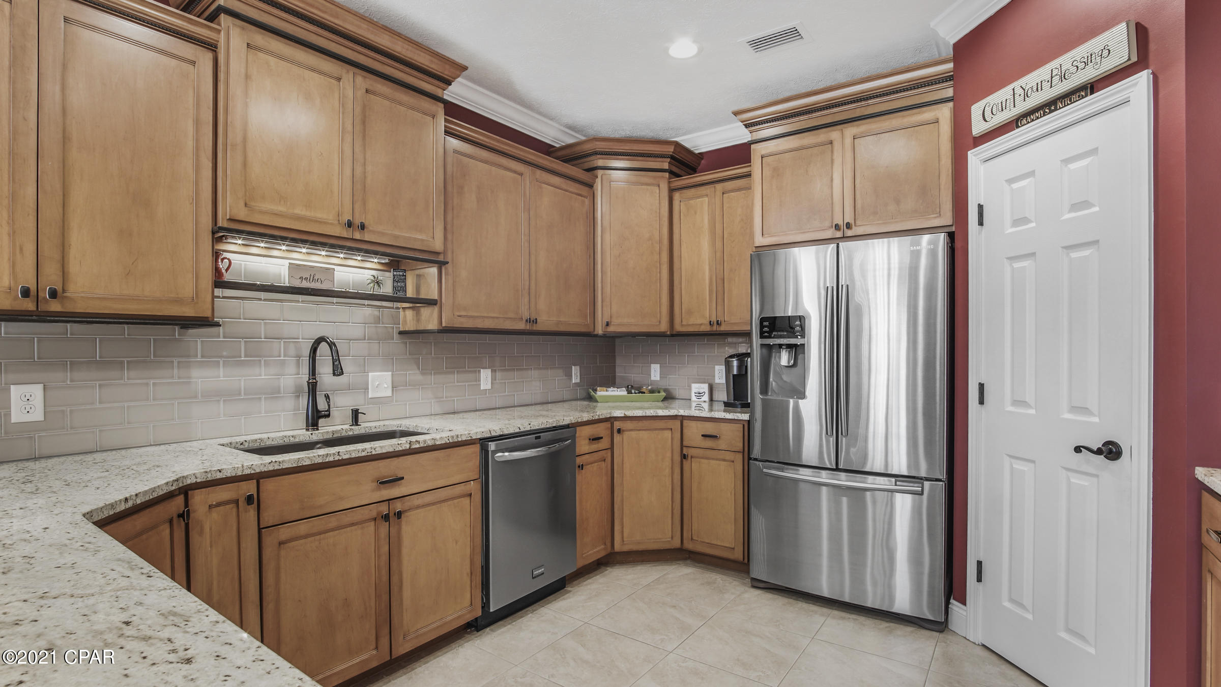 [No Recorded Subdiv] - Residential