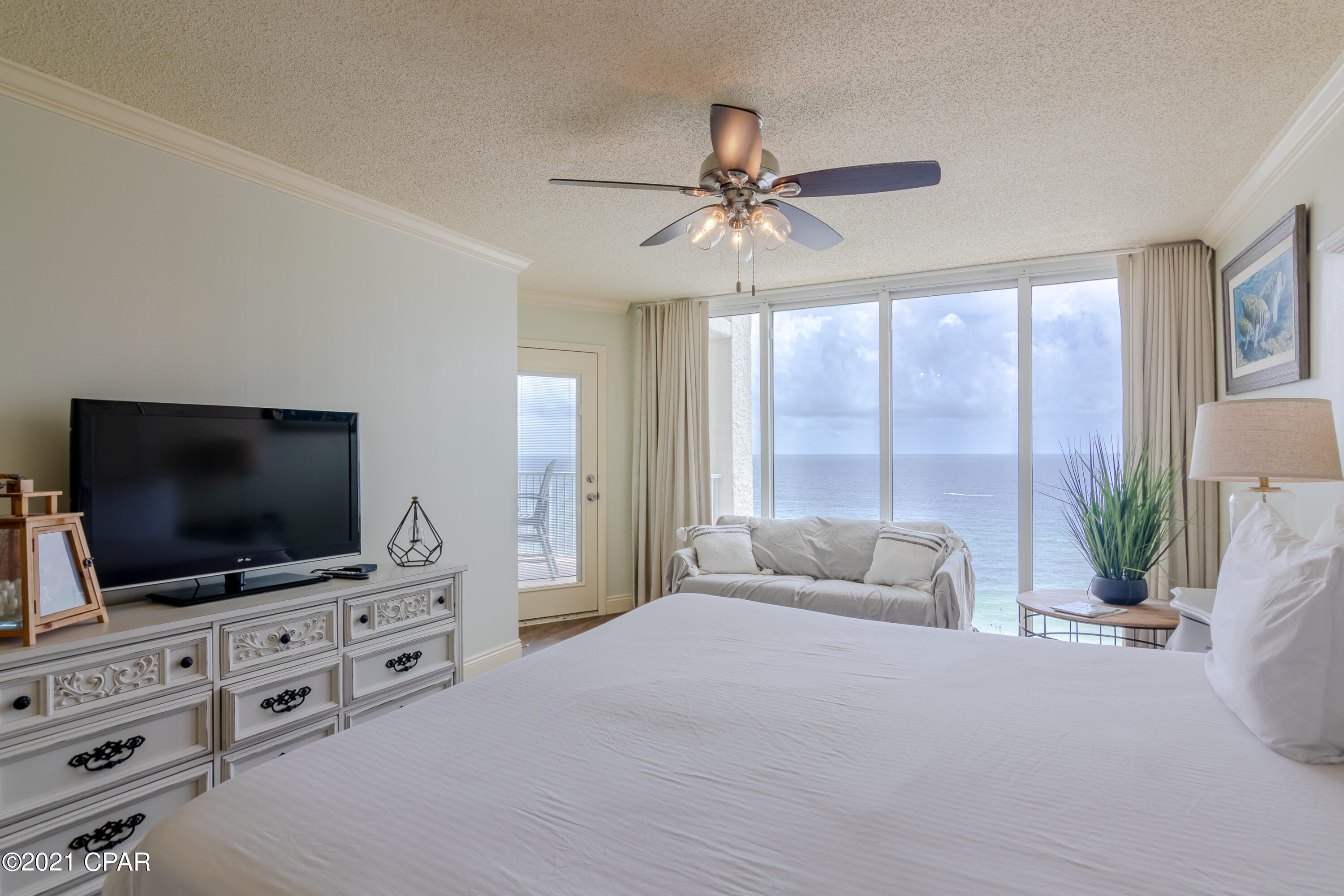 Long Beach Towers I - Residential