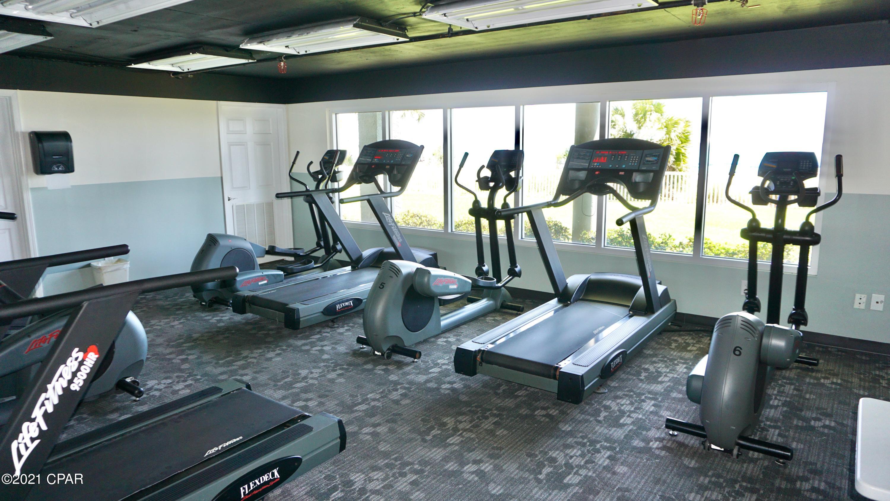 Long Beach Towers I - Residential