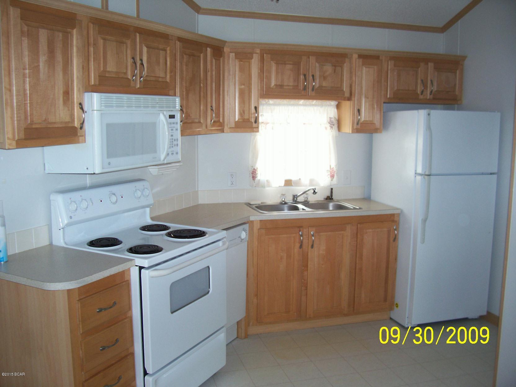 Emerald Pointe Resort - Residential Lease