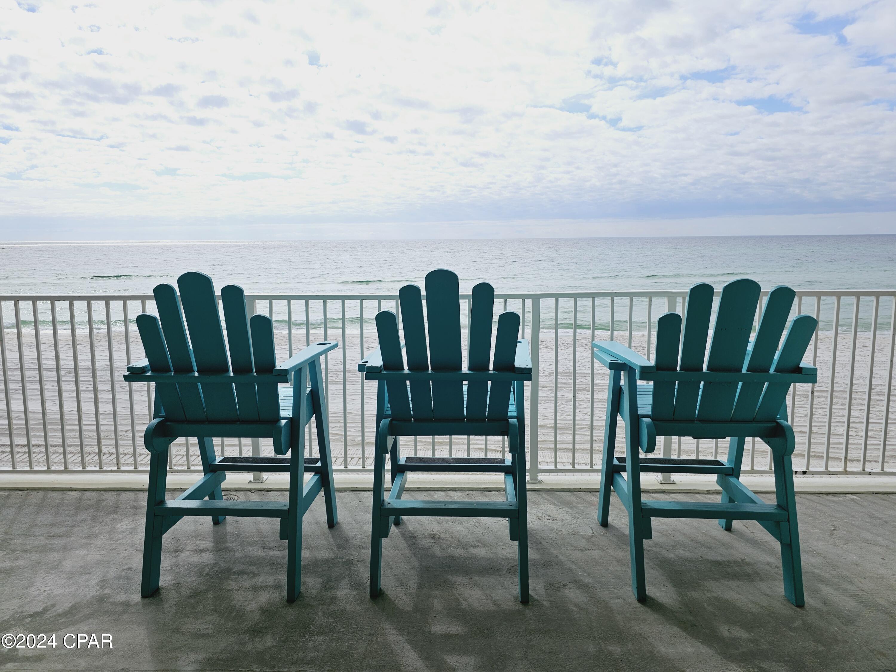 Fontainebleau Terrace - Residential