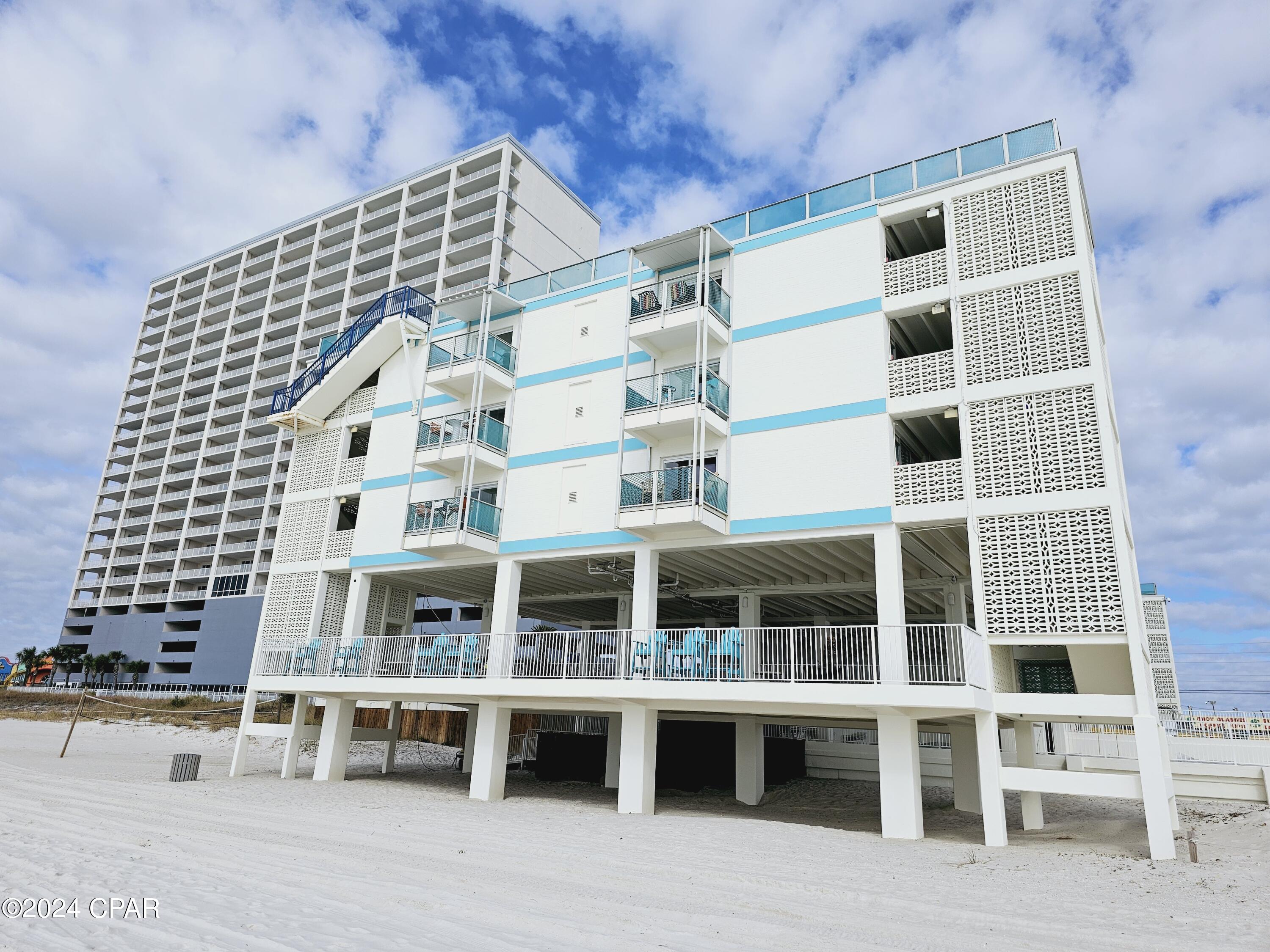 Fontainebleau Terrace - Residential