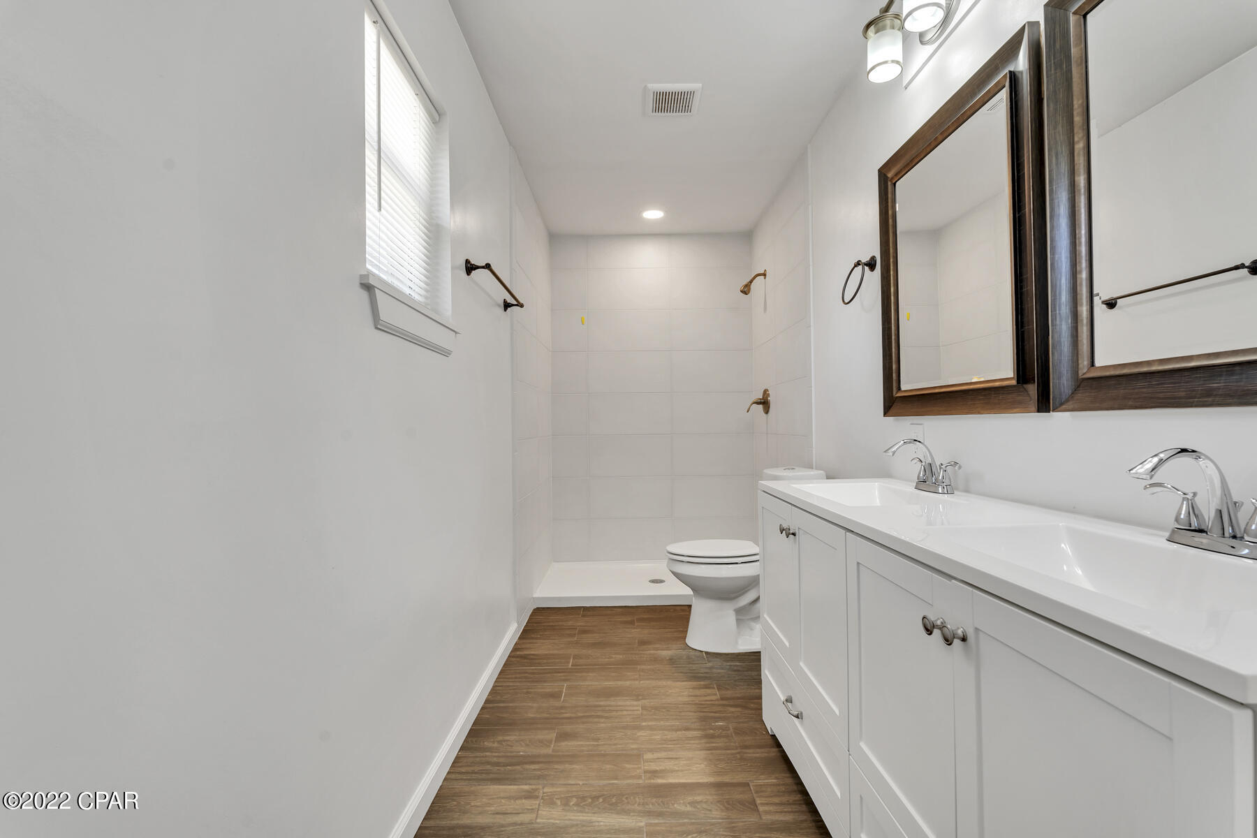 Lannie Rowe Lake Ests - Residential