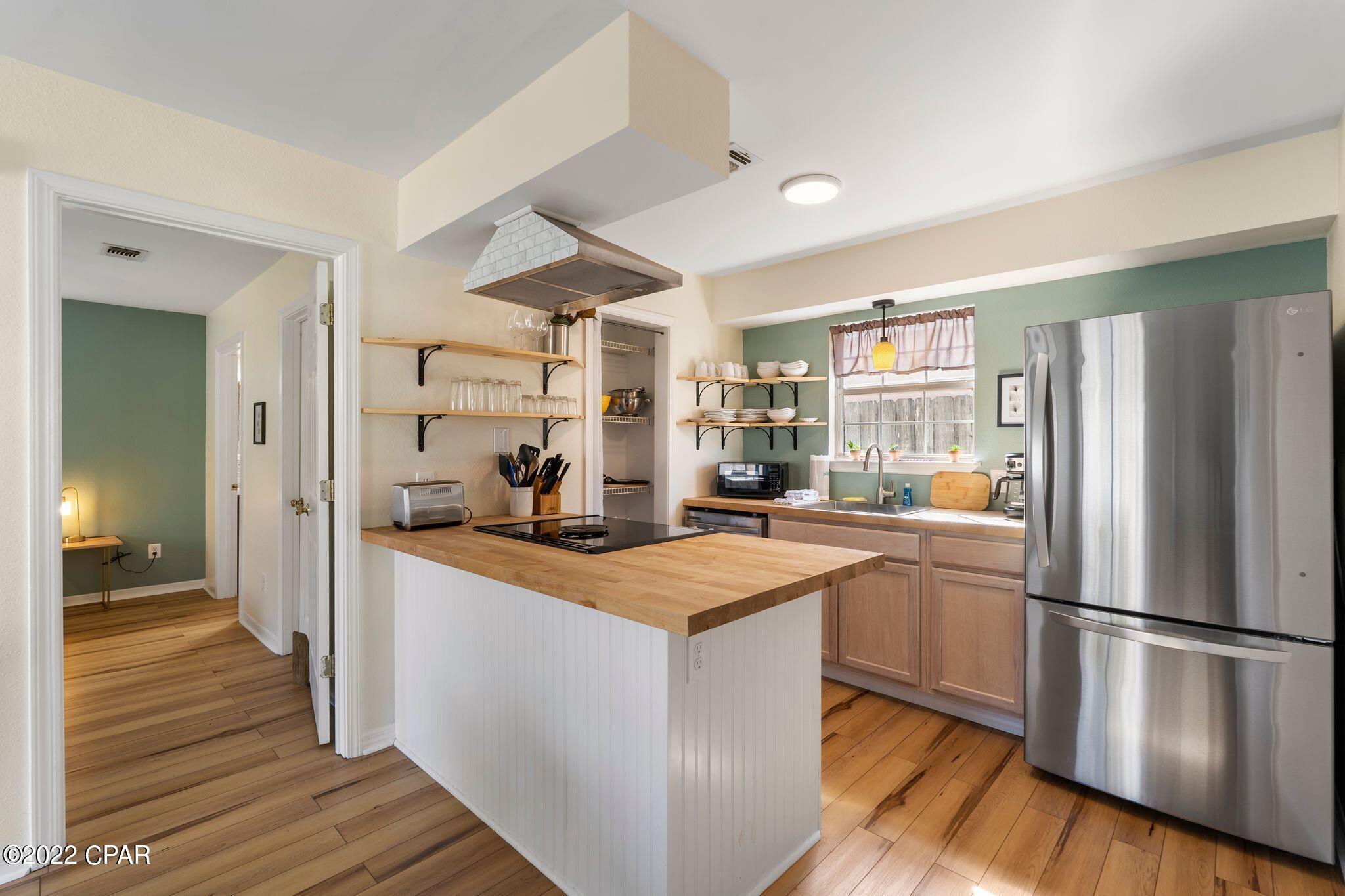 Biltmore Beach 1st Add - Residential