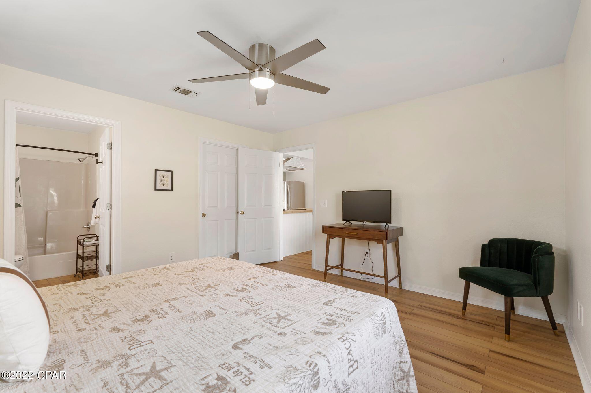 Biltmore Beach 1st Add - Residential