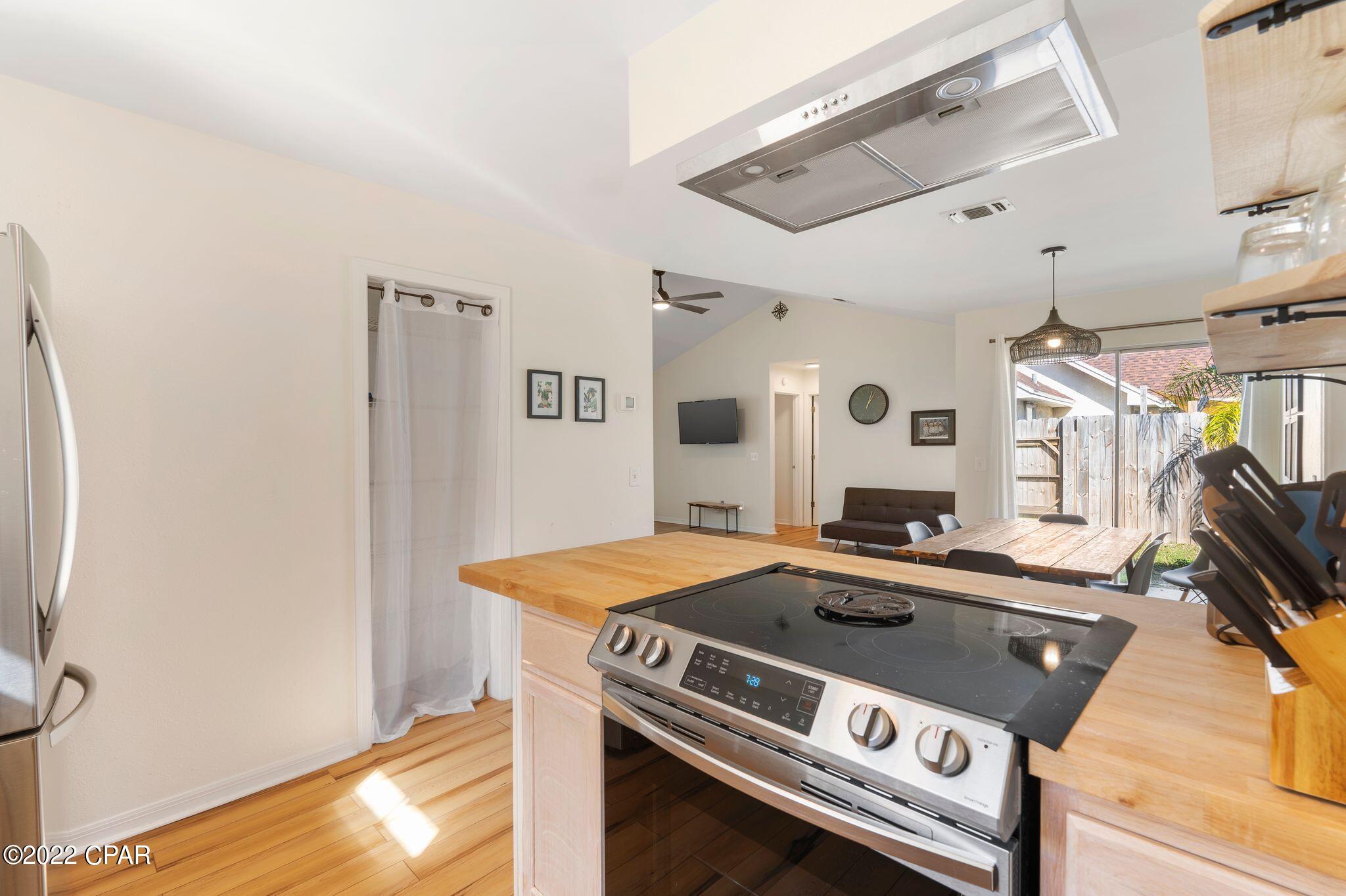 Biltmore Beach 1st Add - Residential