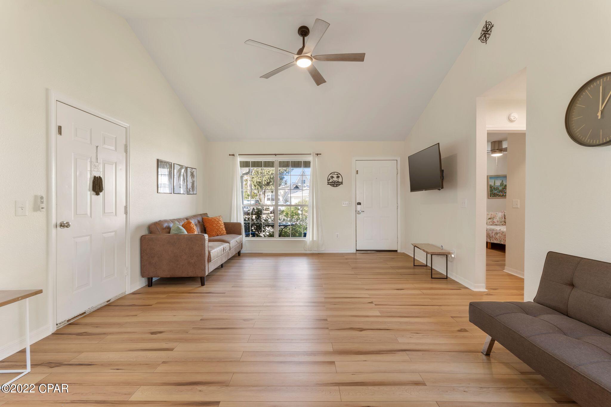 Biltmore Beach 1st Add - Residential