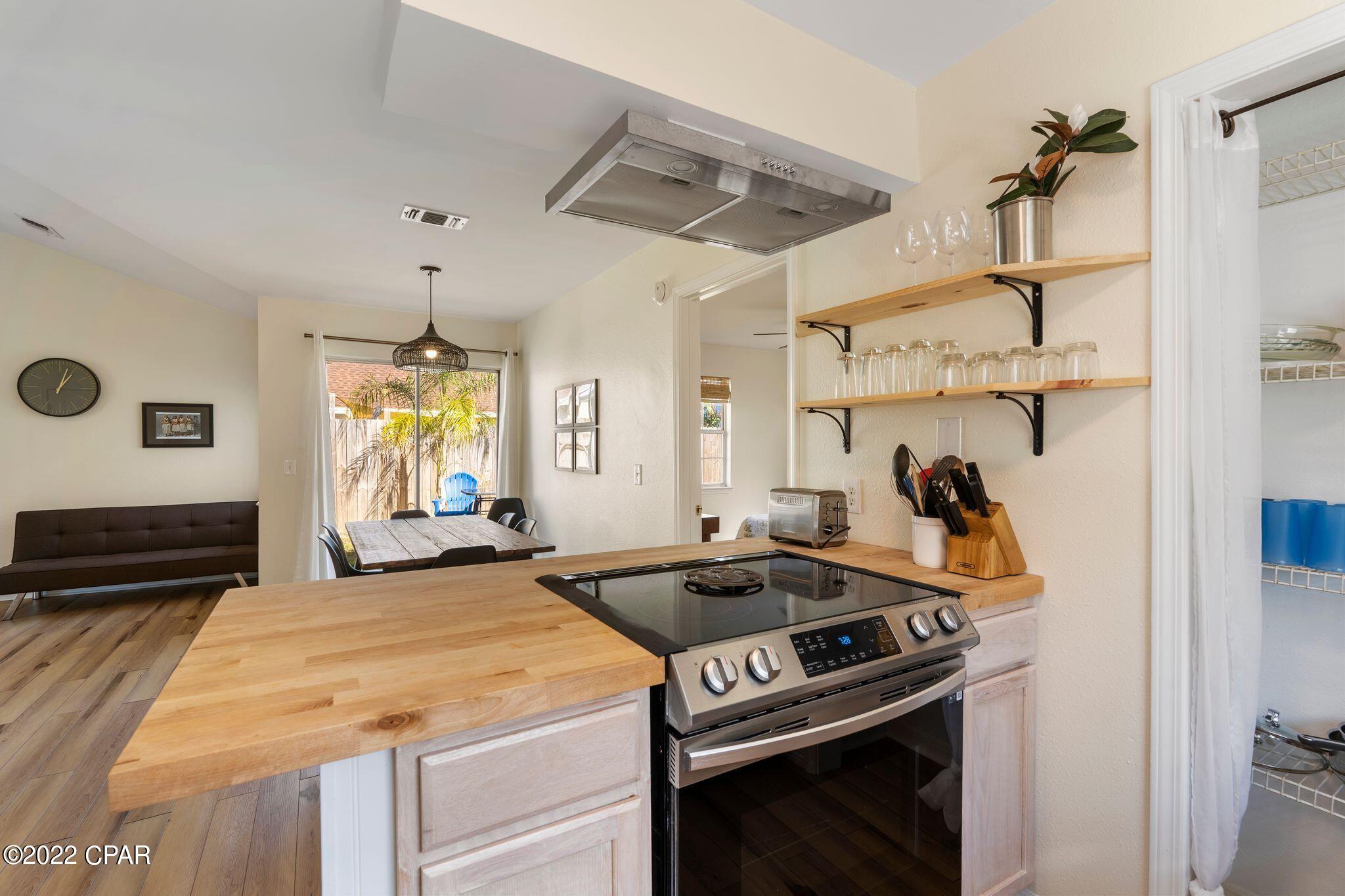 Biltmore Beach 1st Add - Residential