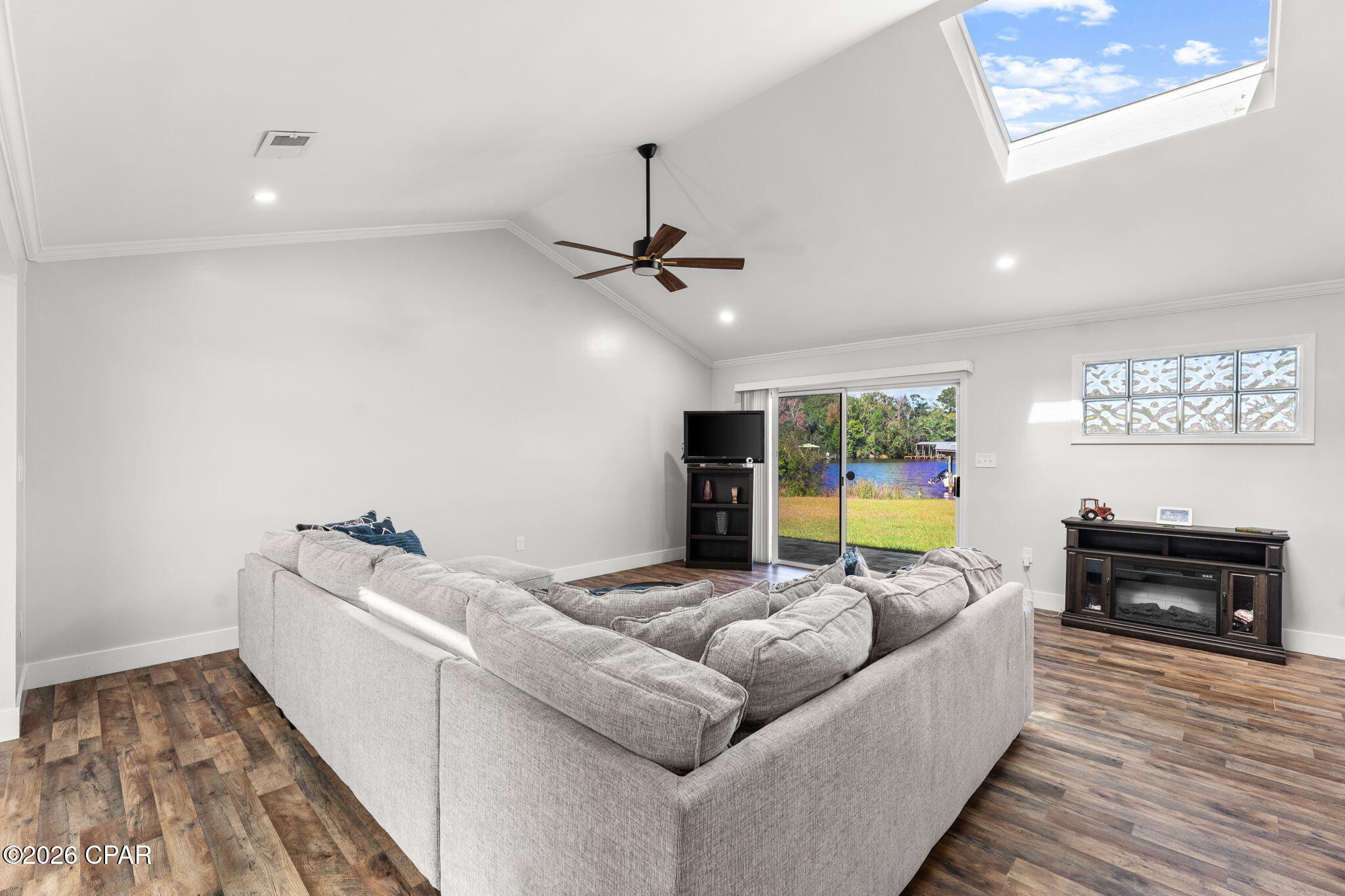 [No Recorded Subdiv] - Residential