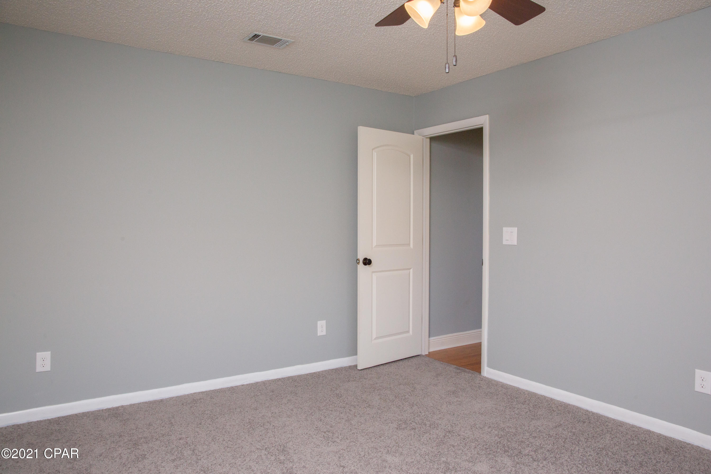 Deerpoint Estates - Residential