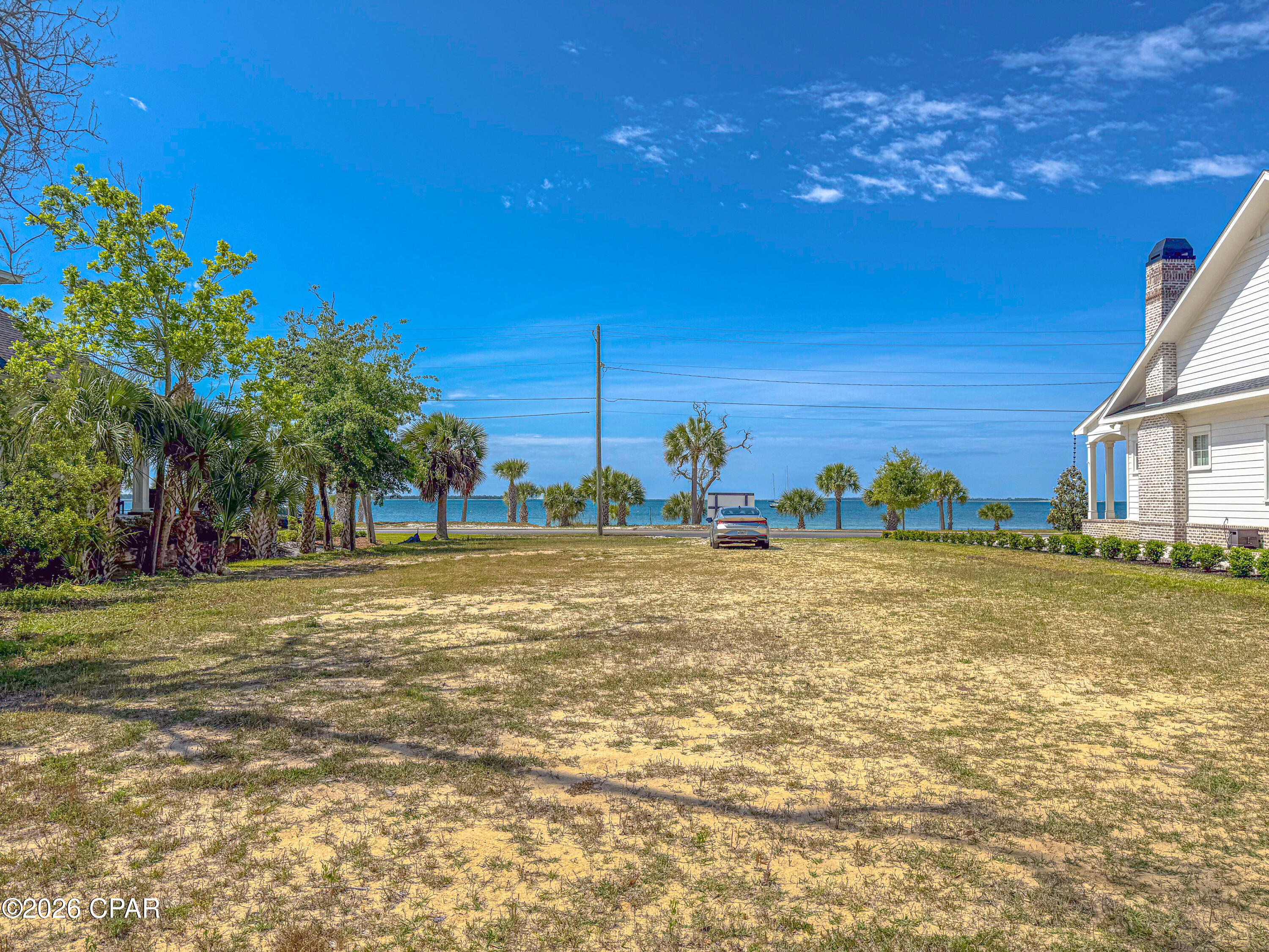 Bayside - Land