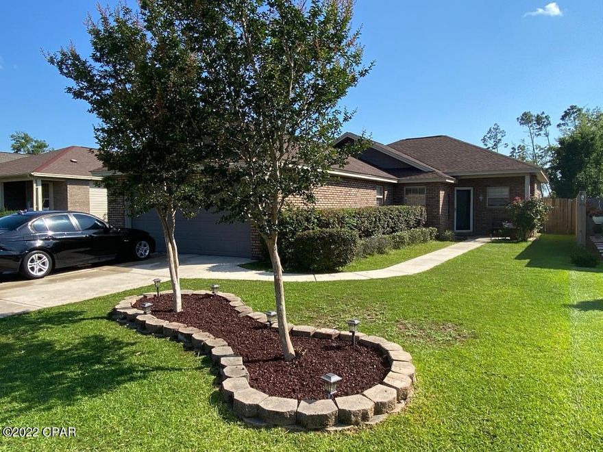 3/2 on a quiet cul-de-sac street near the Lynn Haven Post Office. Kitchen w/ breakfast bar, pantry, new frig & dishwasher; dining area, large master bedroom w/ trey ceiling, walk-in closet in master bathroom w/ double vanities. LVP flooring, 2-car garage, screened in back porch, fenced back yard. W/D hook-up, sprinkler system. Pest control included. Sorry no pets.