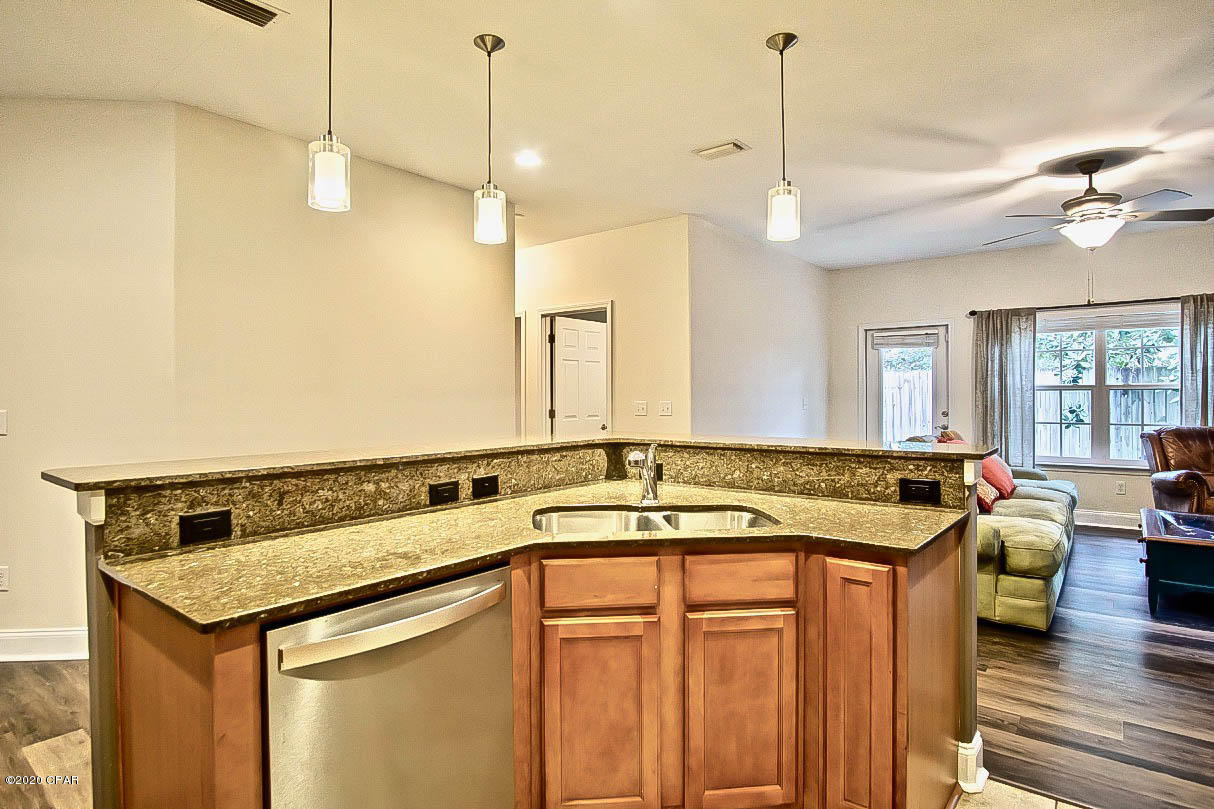 Valparaiso Pinecrest 6 - Residential