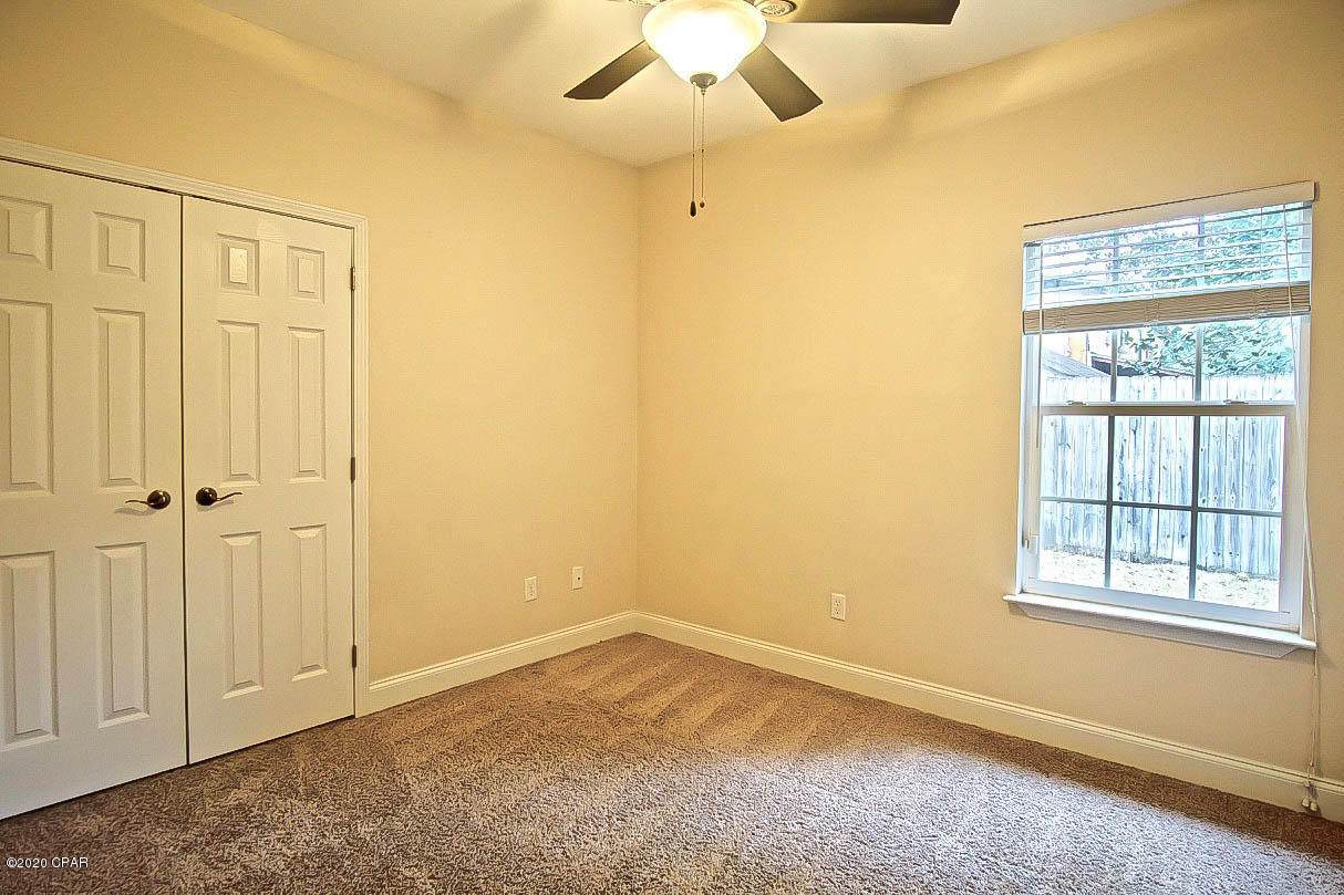 Valparaiso Pinecrest 6 - Residential