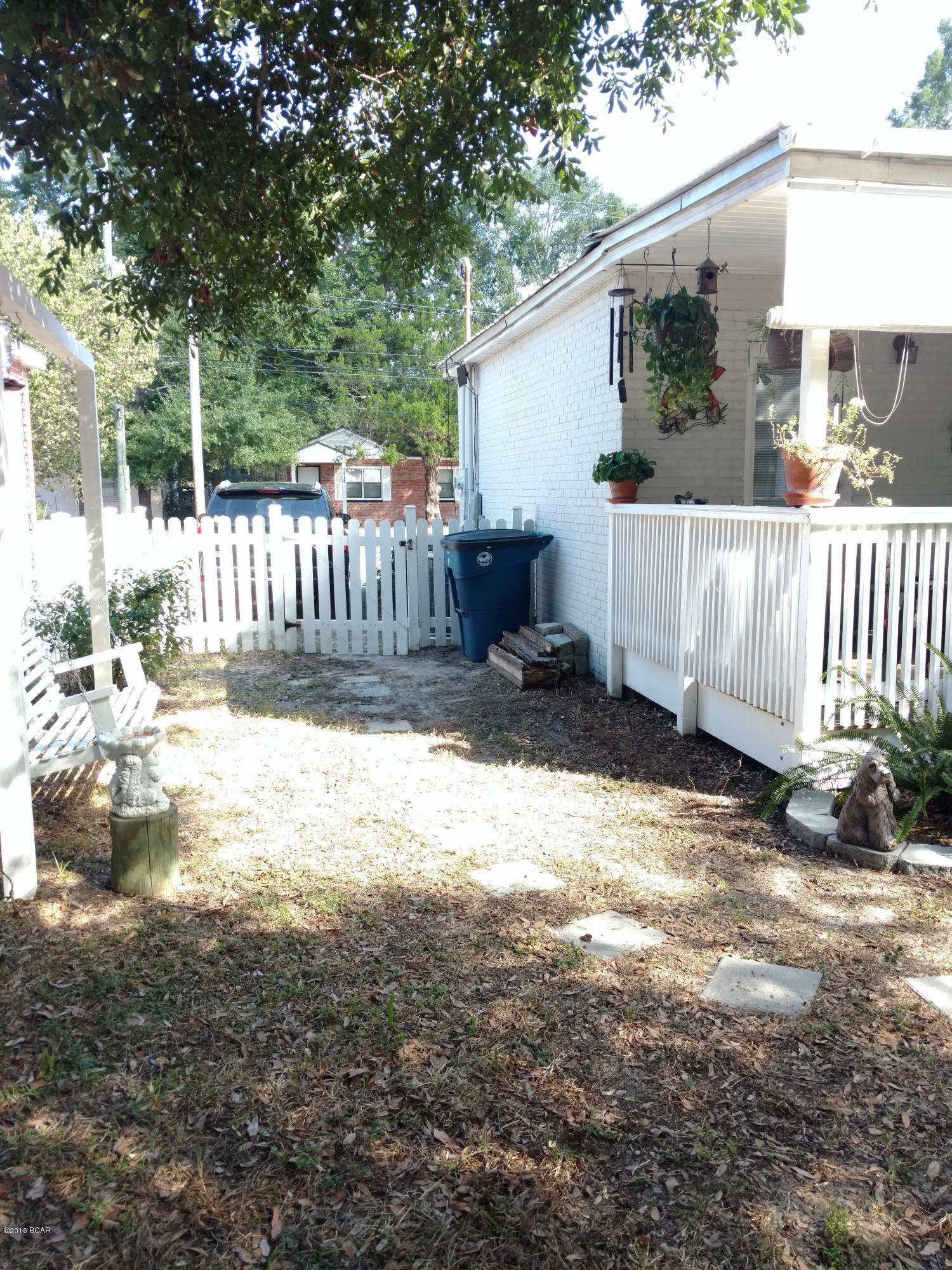 Oakland Terrace Add - Residential