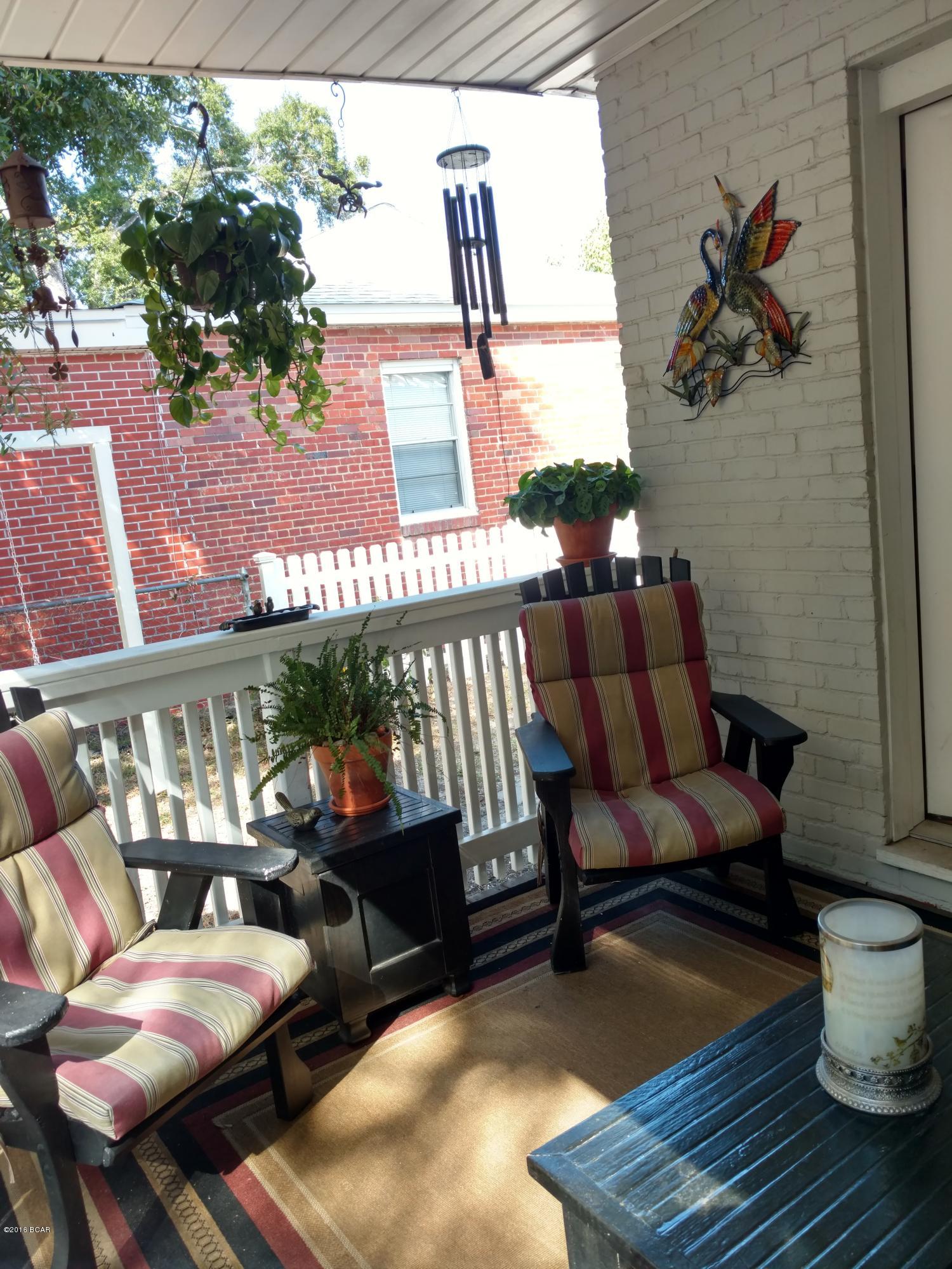 Oakland Terrace Add - Residential