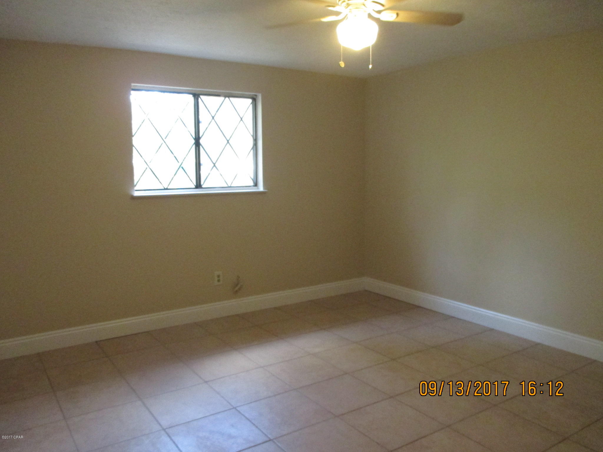 [No Recorded Subdiv] - Residential Lease