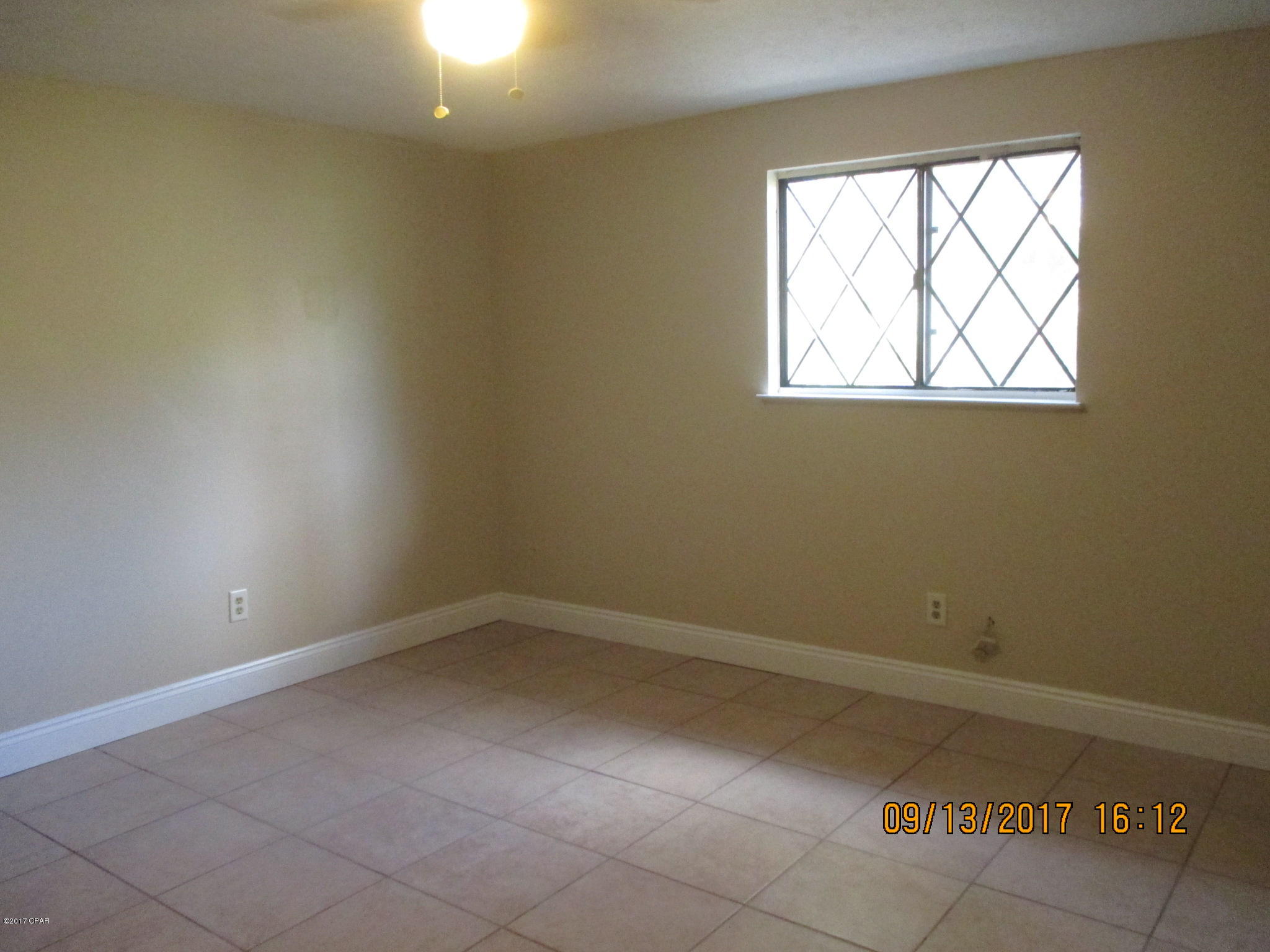 [No Recorded Subdiv] - Residential Lease