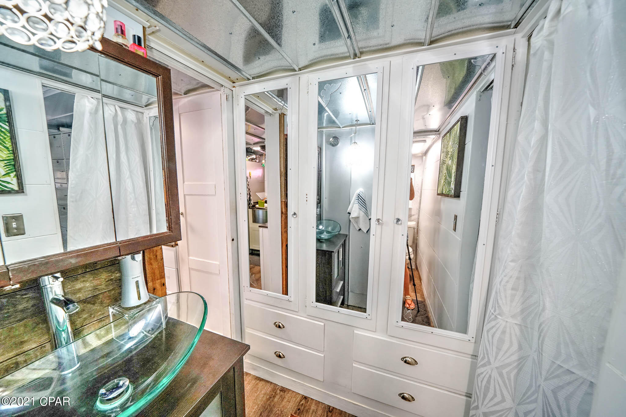 Venture Out Travel Trail - Residential