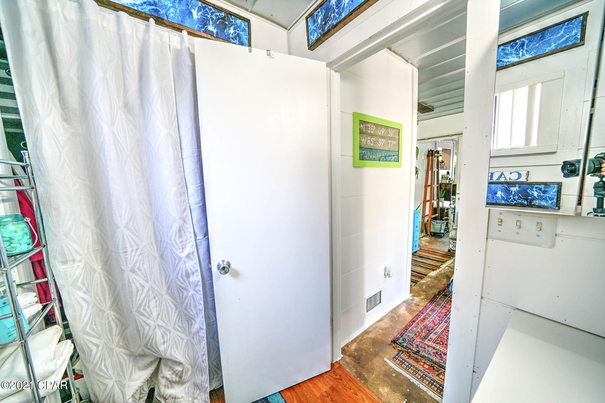 Venture Out Travel Trail - Residential