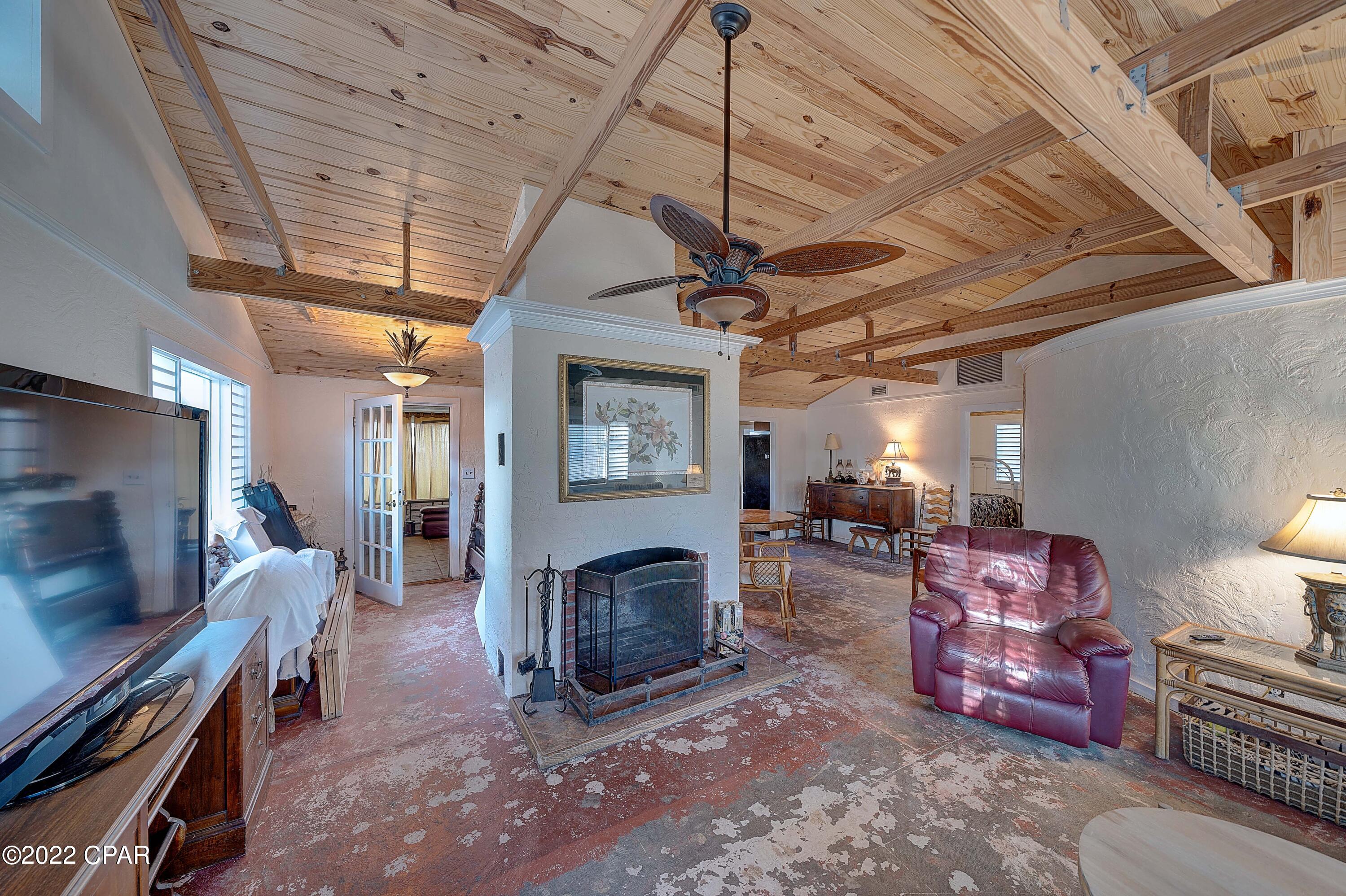 Sudduths 1st Add - Residential