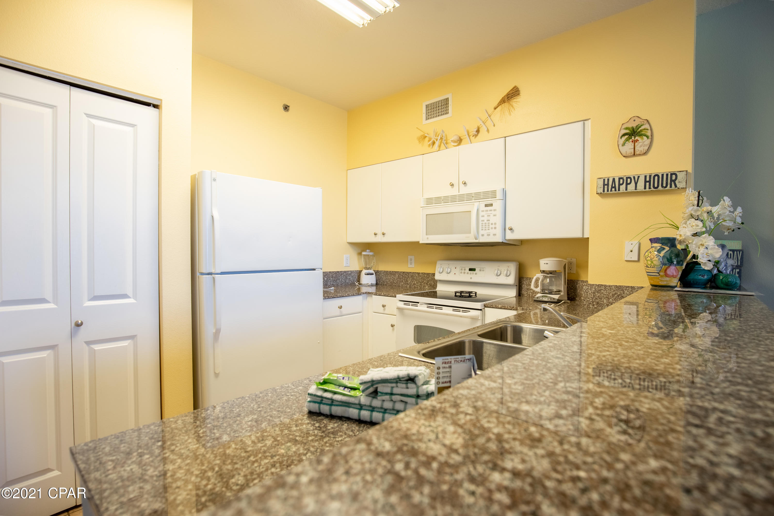 Shores Of Panama - Residential