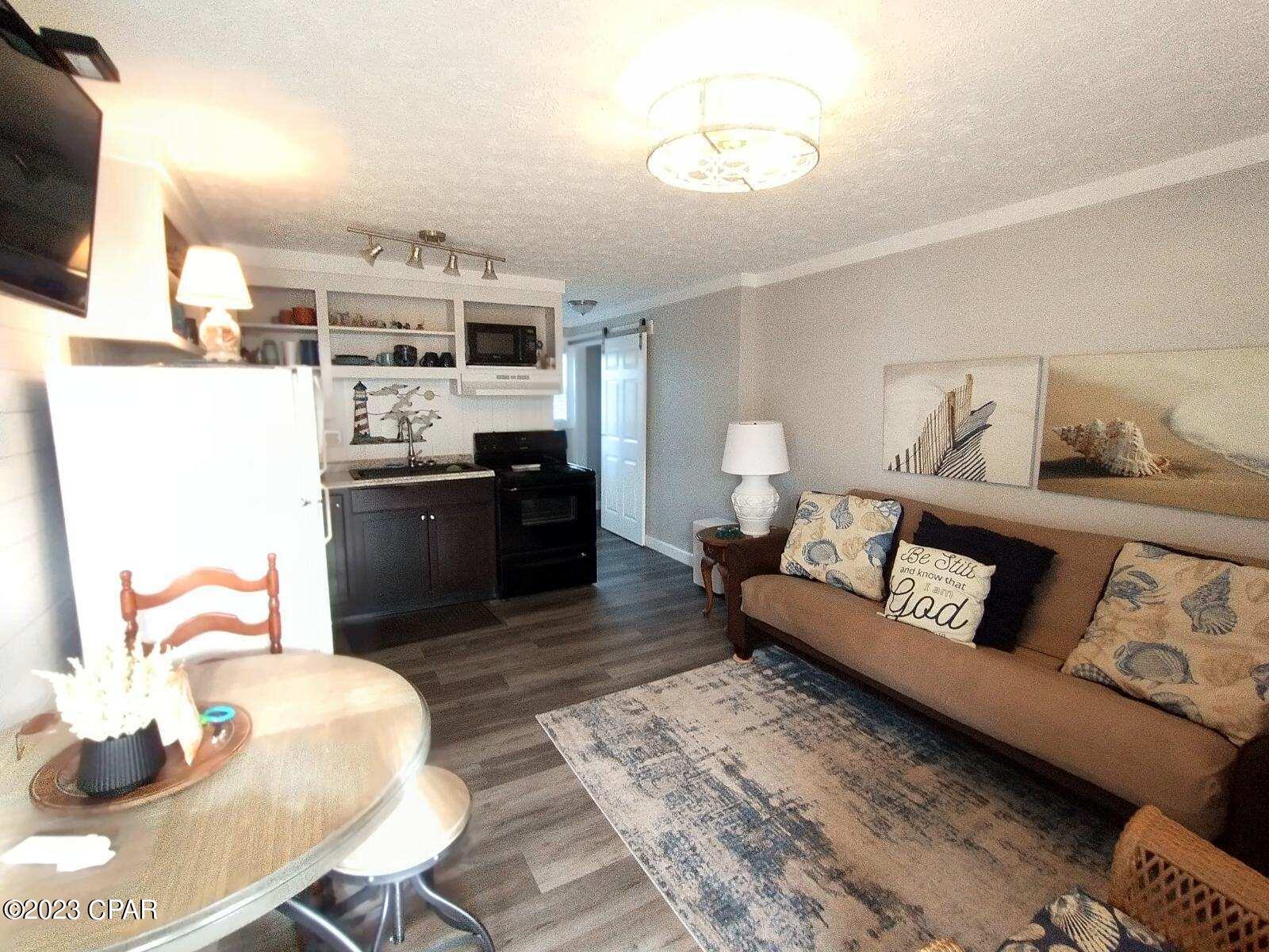 Stingray Condo. - Residential