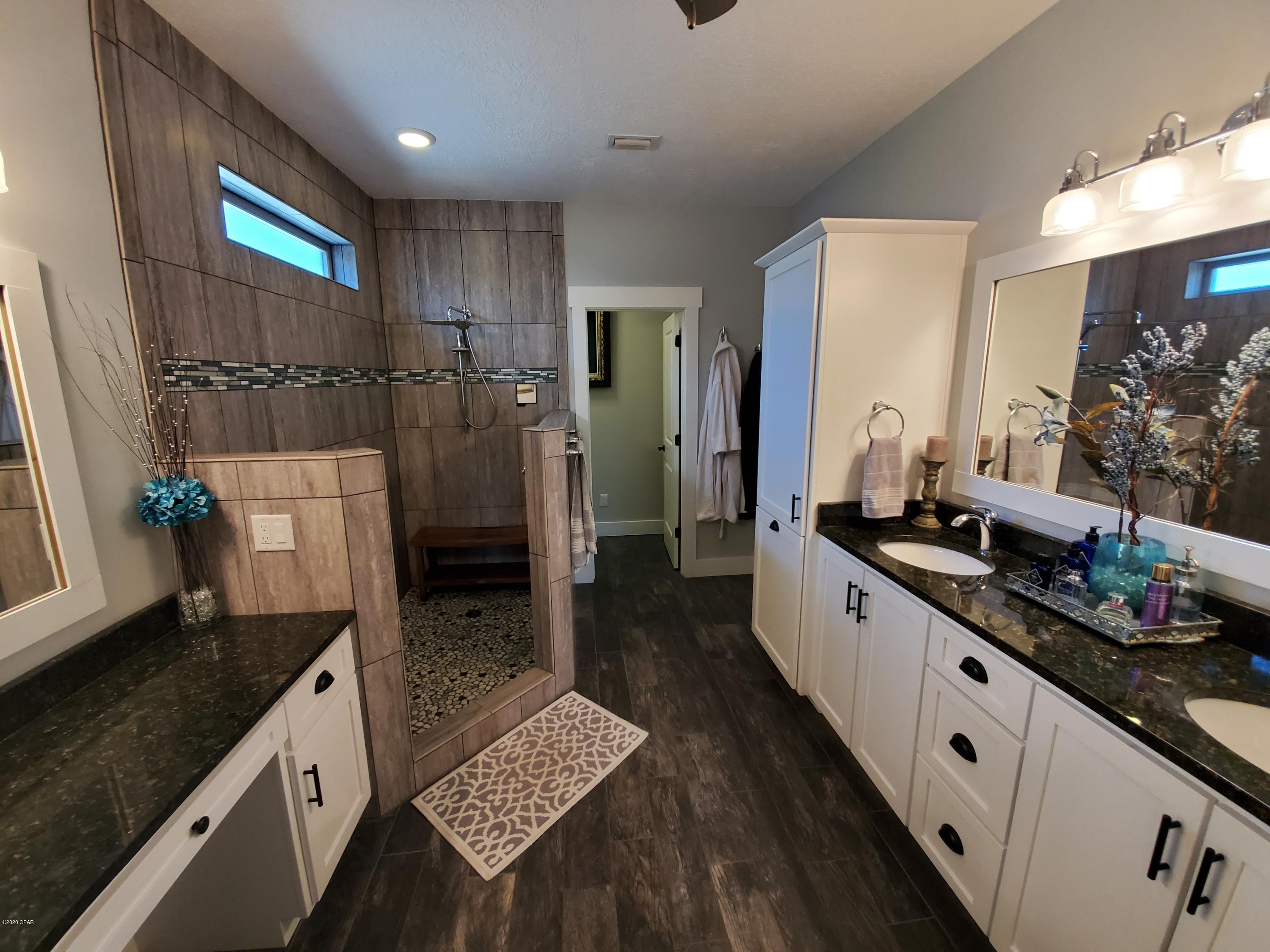 Laird Bayou - Residential