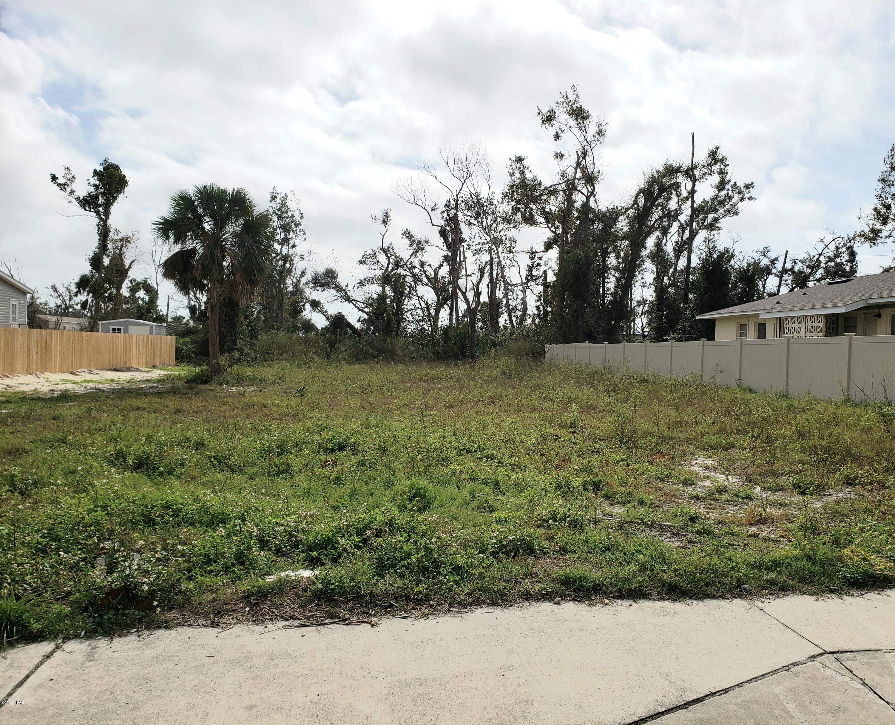 [No Recorded Subdiv] - Land