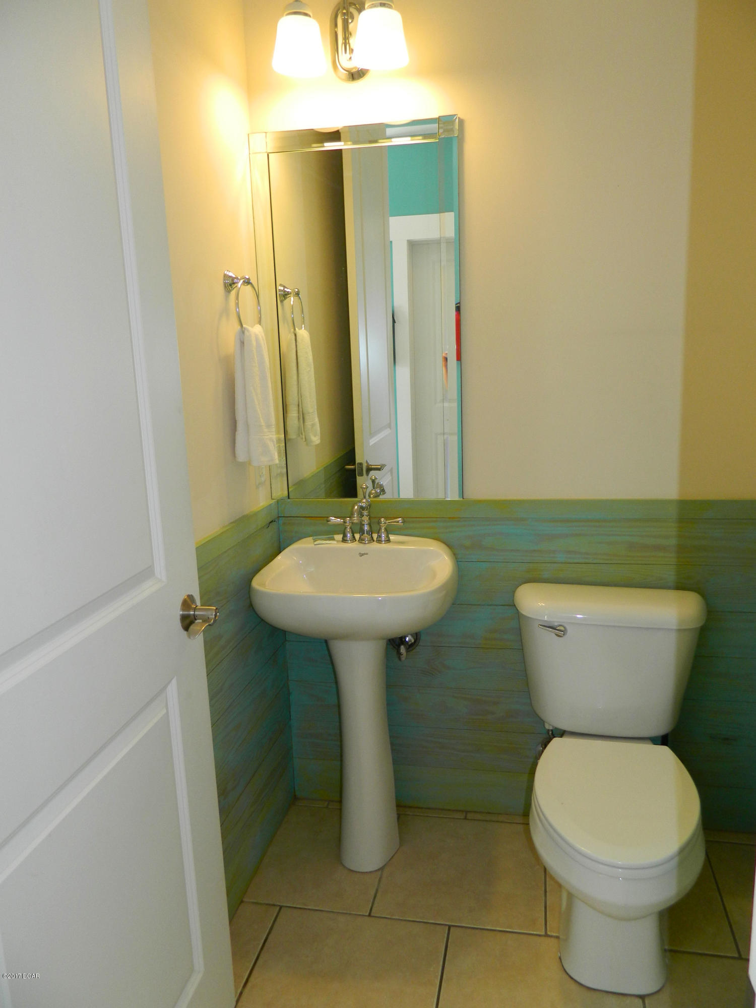 Laguna Beach Estates 7th Add - Residential Lease
