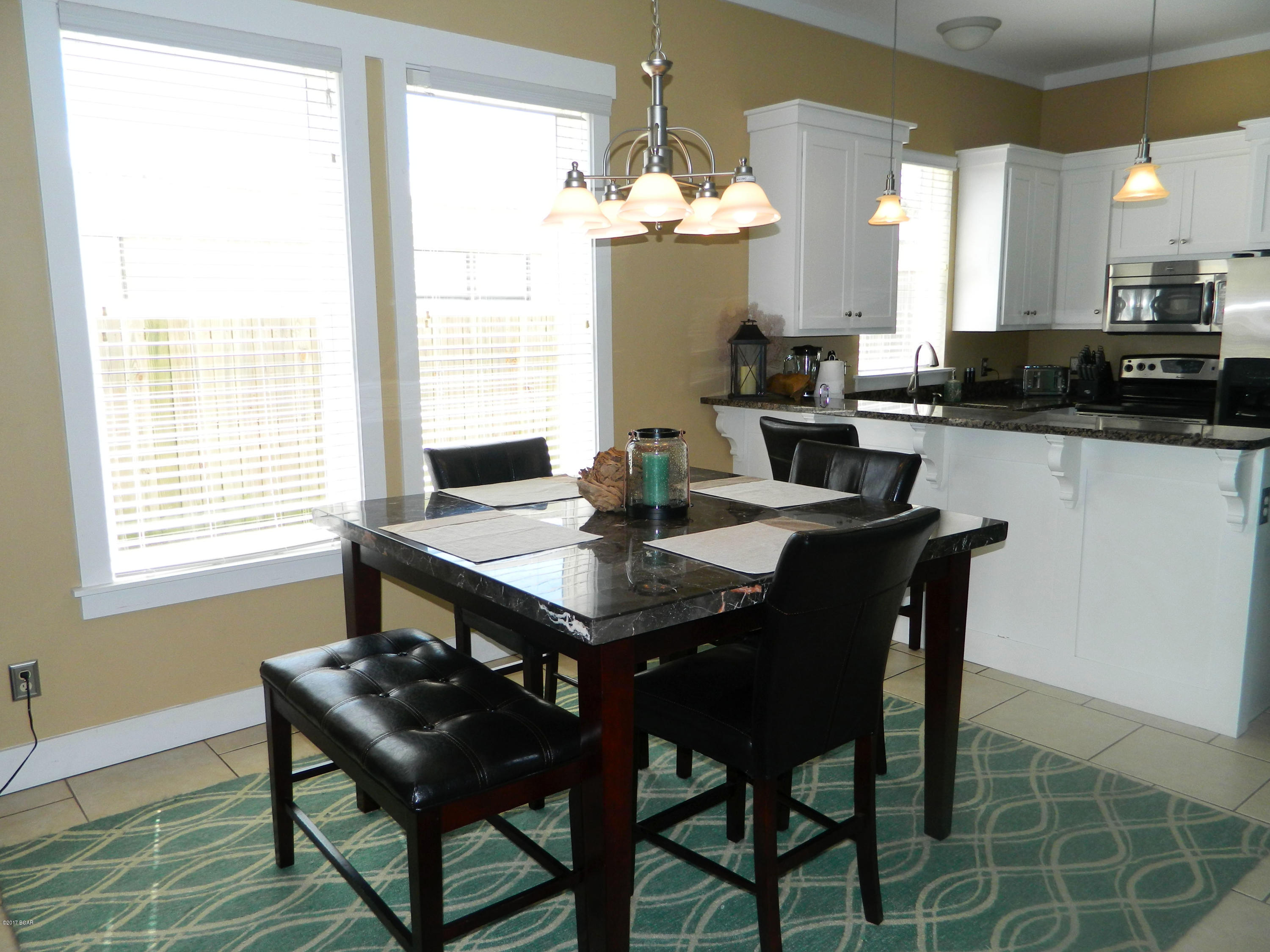 Laguna Beach Estates 7th Add - Residential Lease