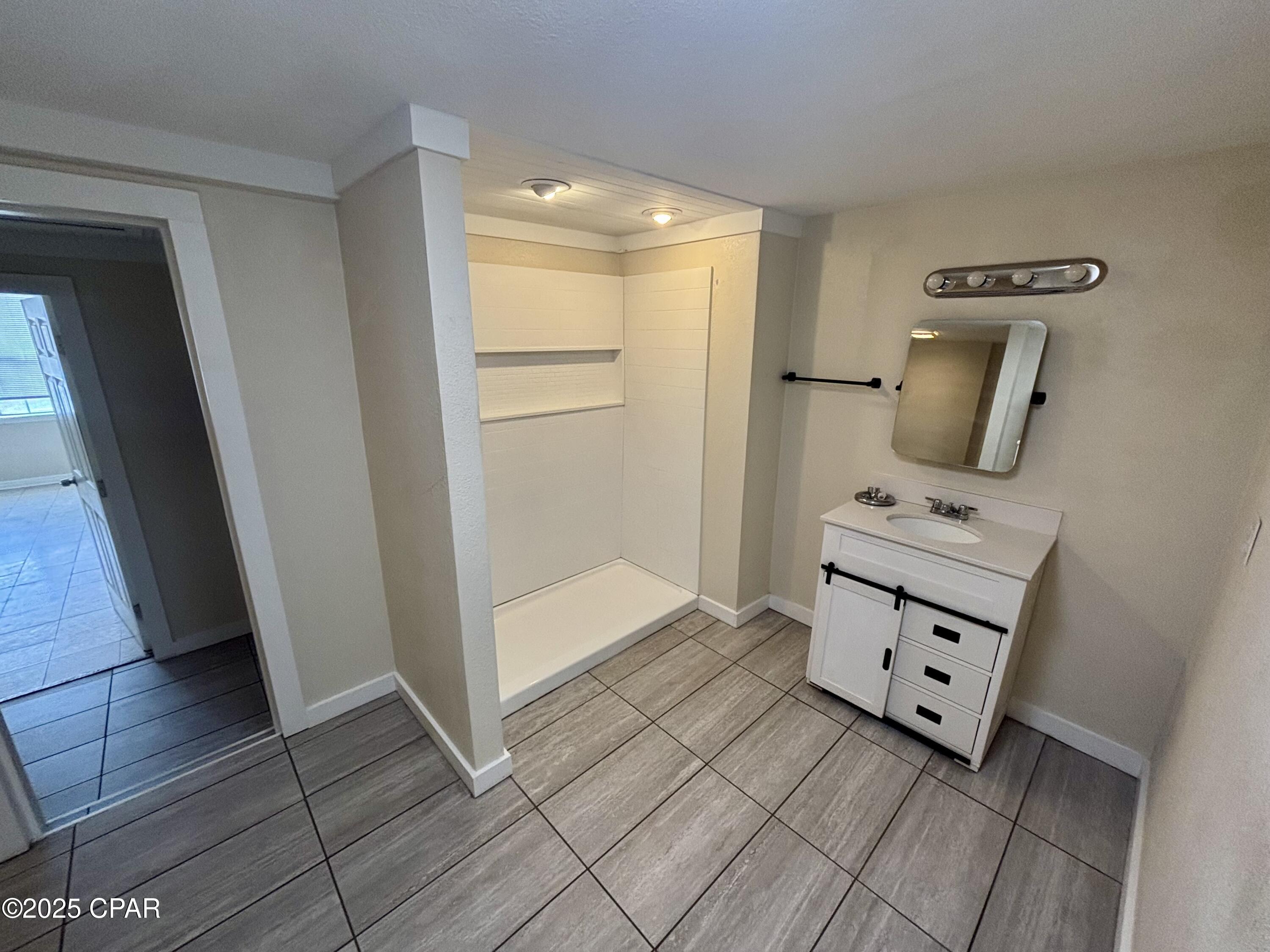 Caroline Add Unit 1 Amend - Residential Lease