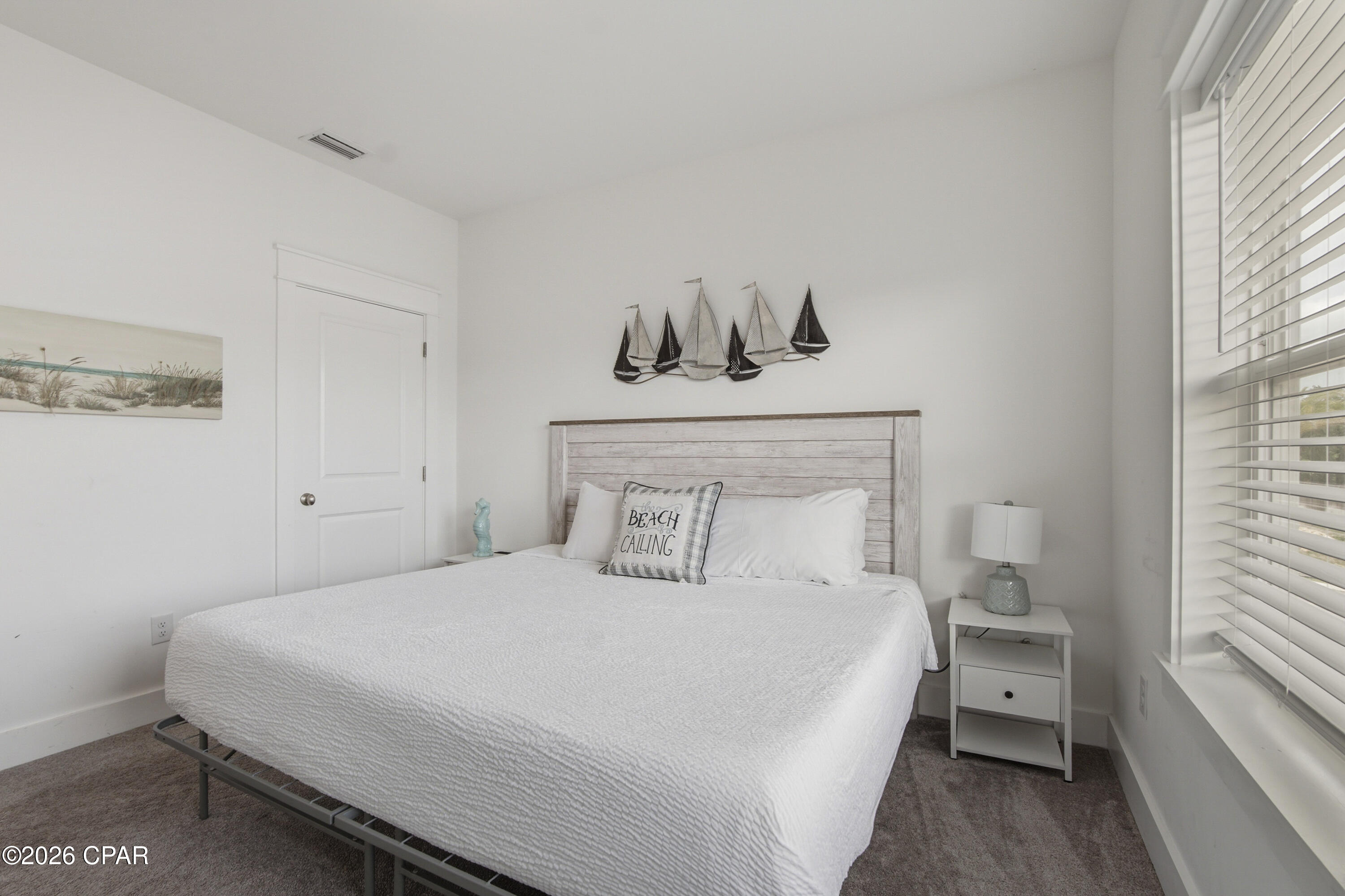 Lagoon Manor - Residential