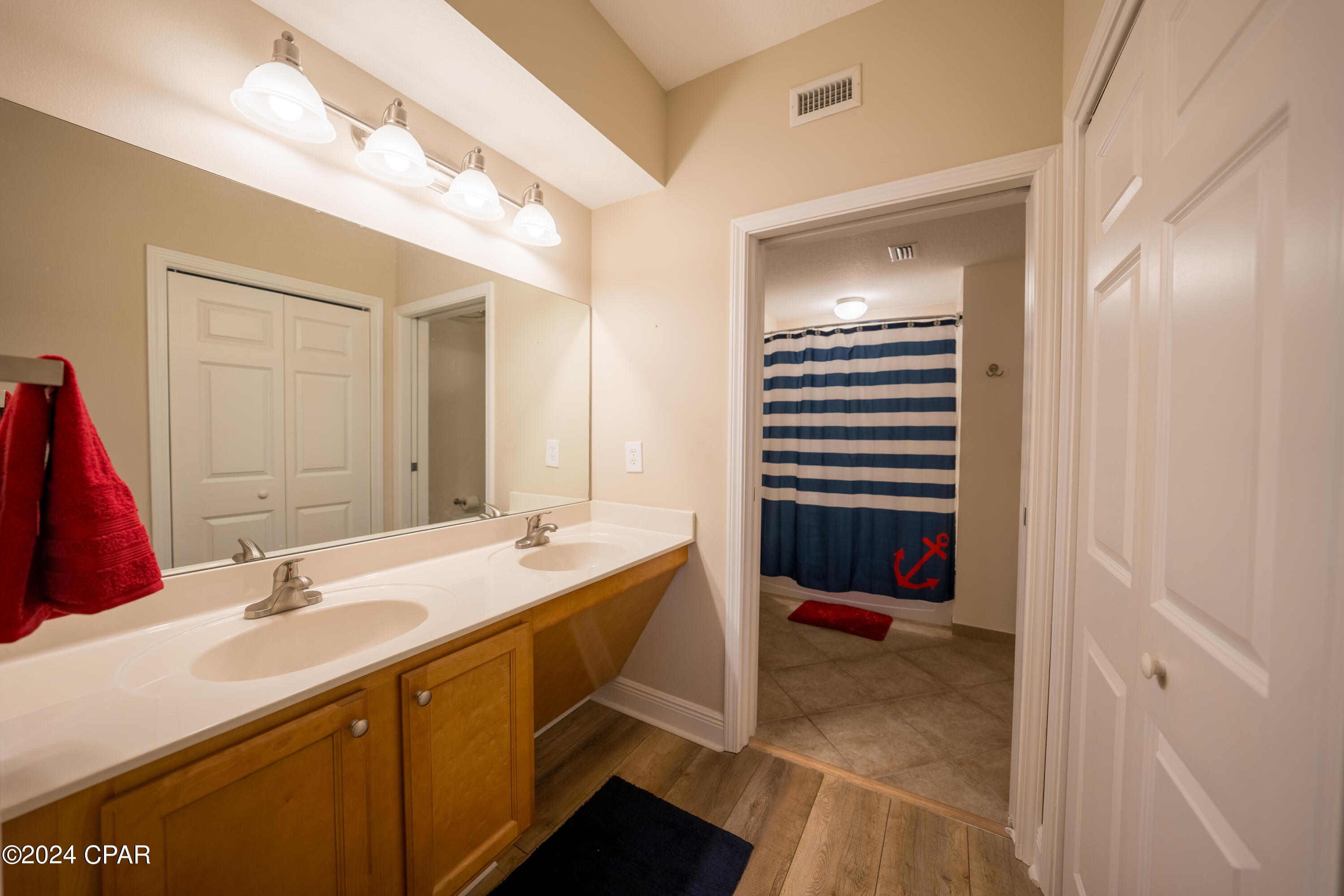 Magnolia Bay Club - Residential