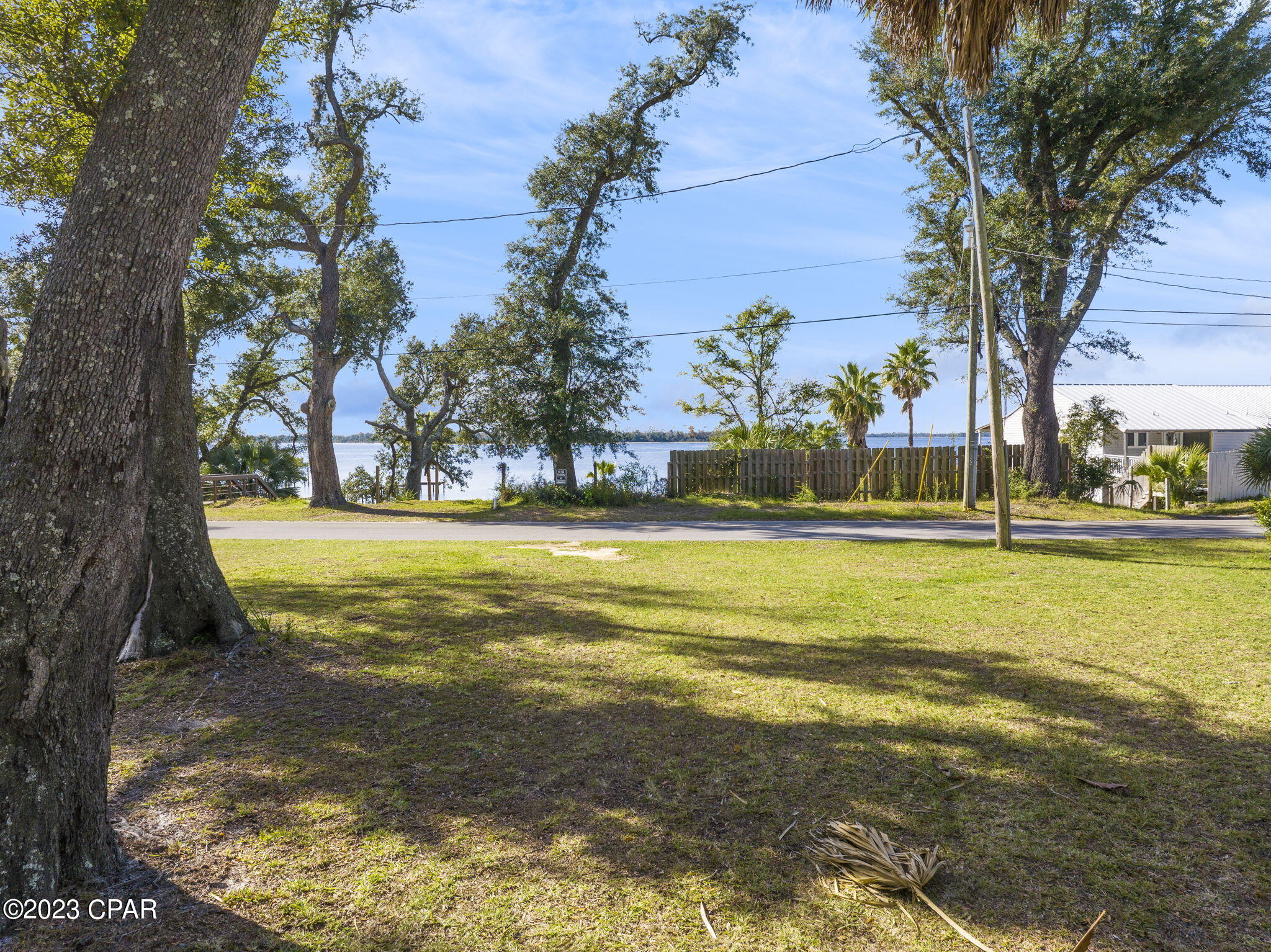 Horne Memory Plat - Land