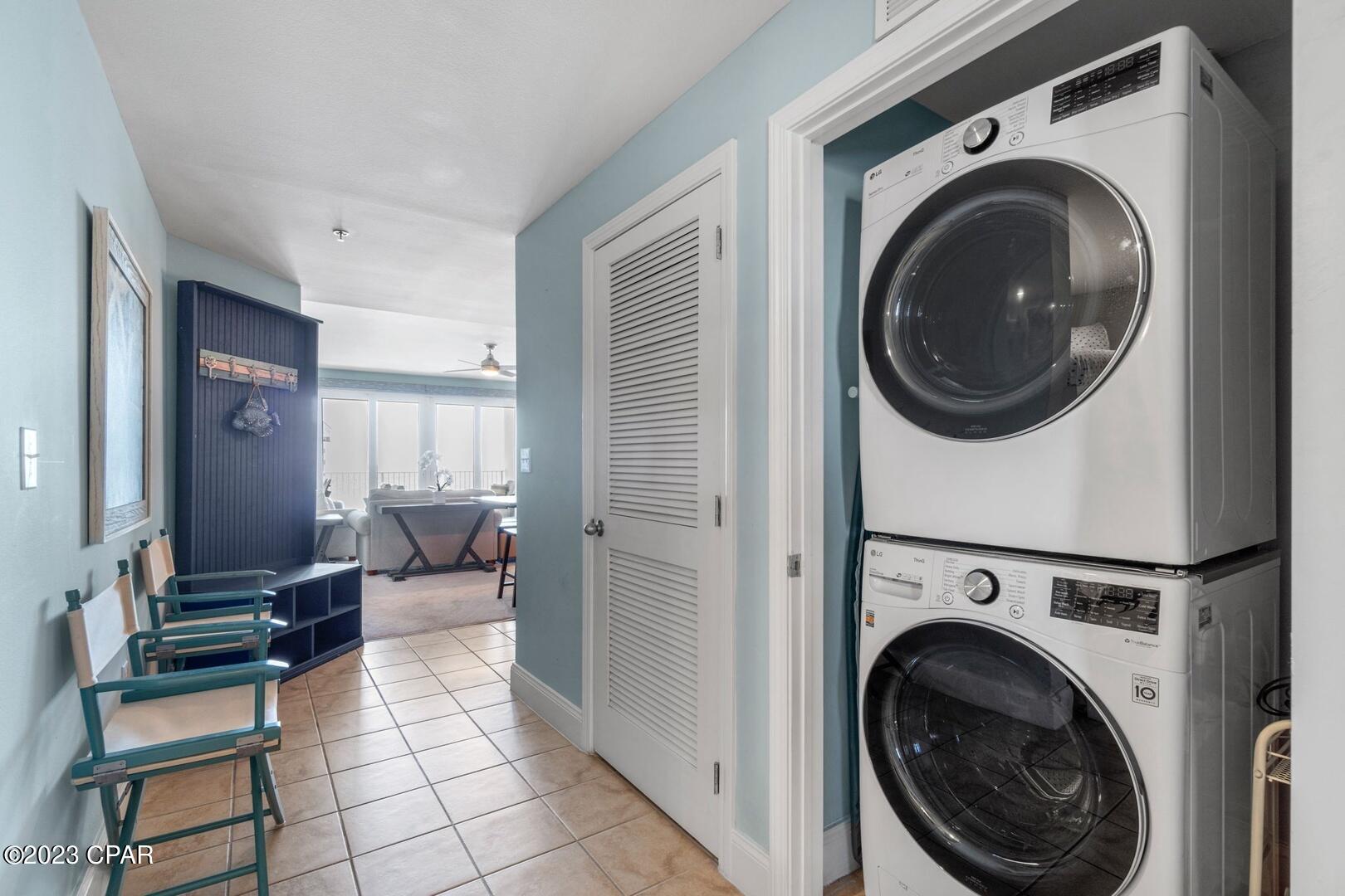 Laketown Wharf - Residential