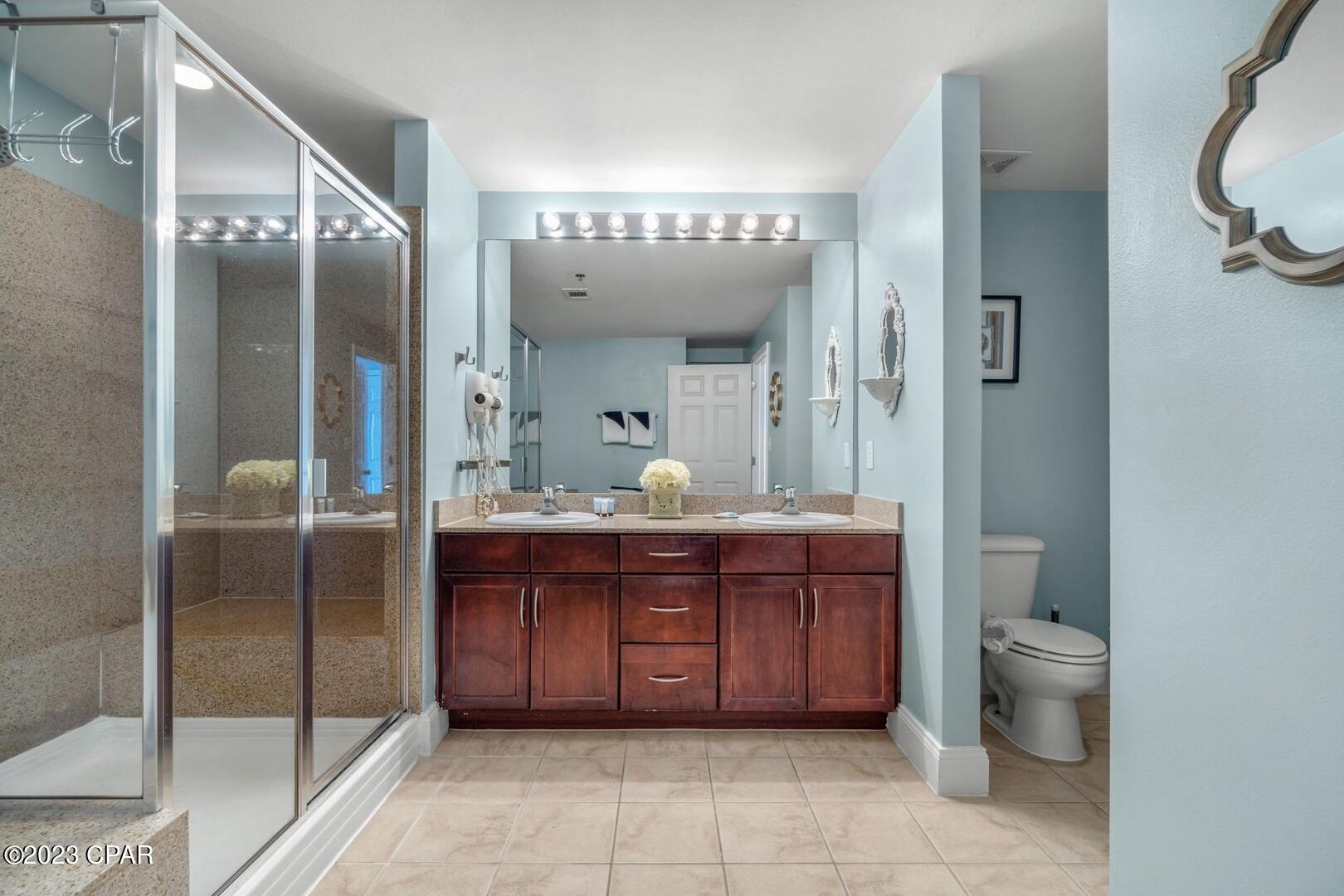 Laketown Wharf - Residential