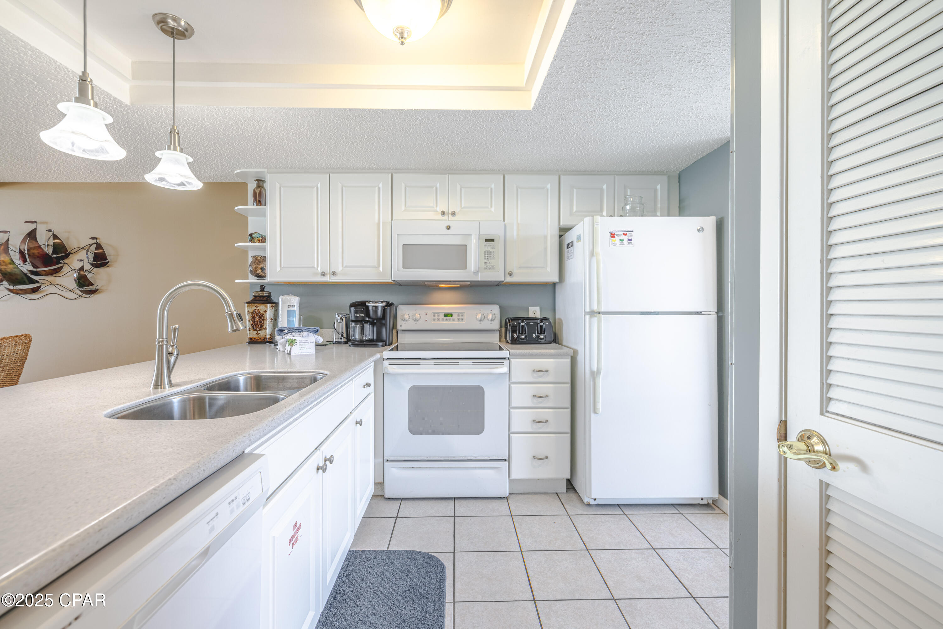 Edgewater Tower III - Residential