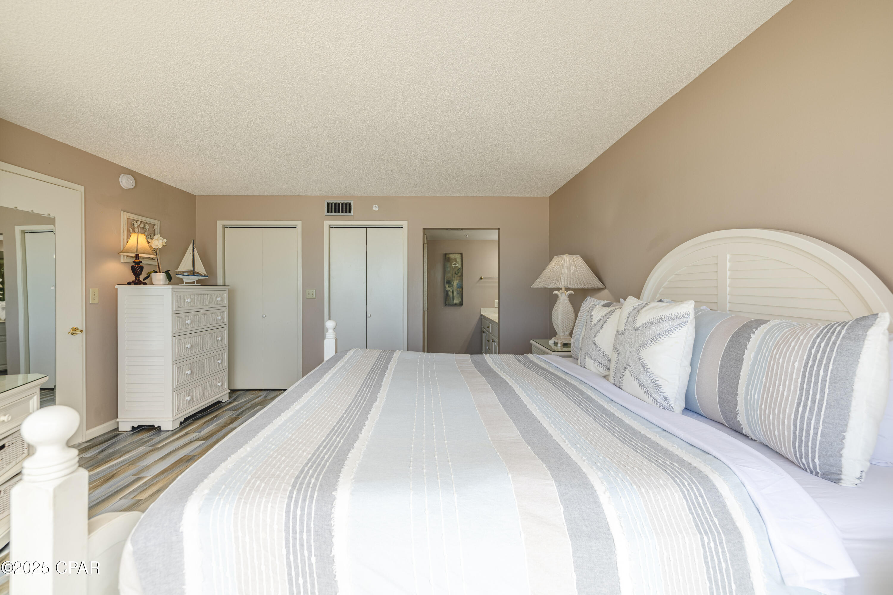 Edgewater Tower III - Residential