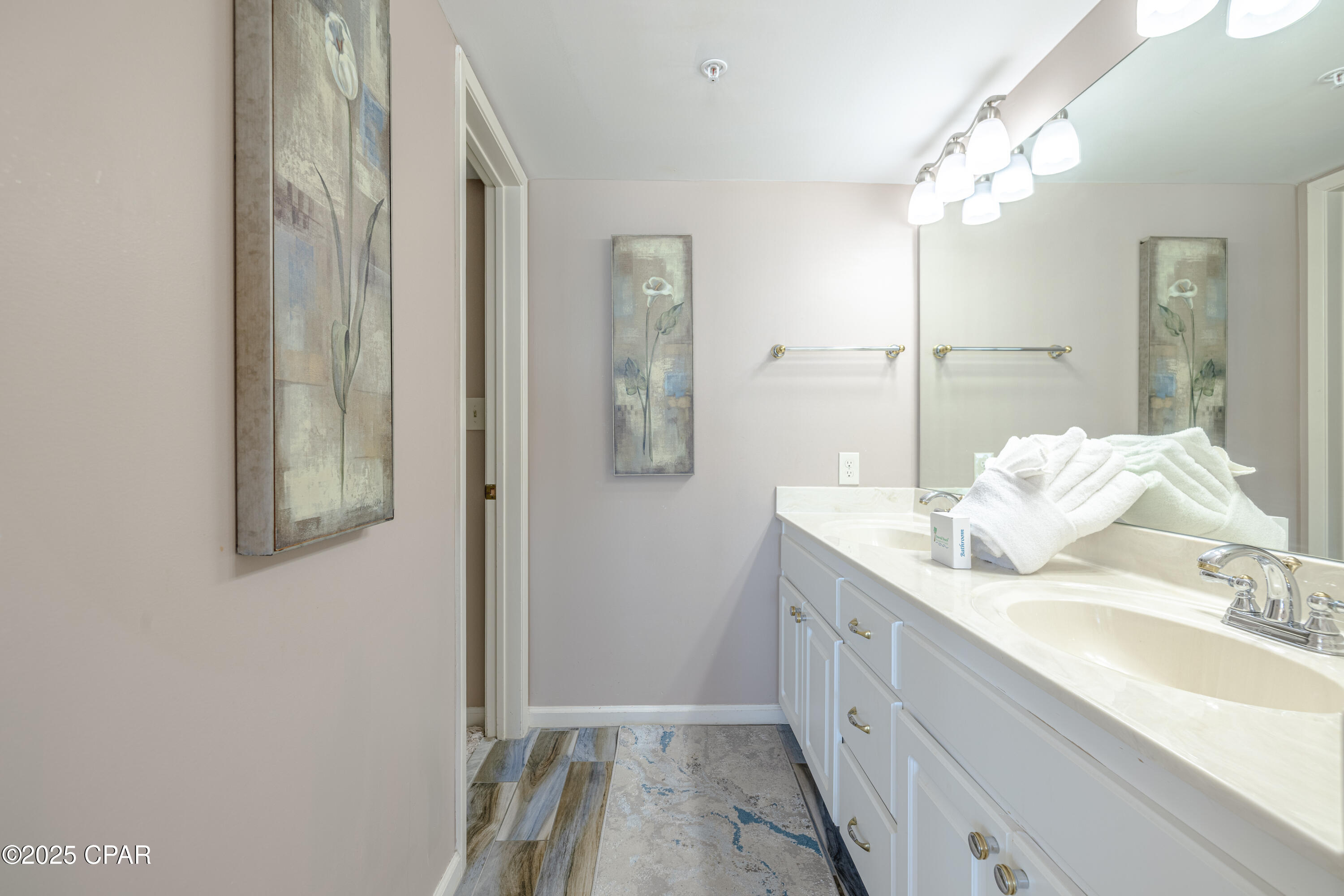 Edgewater Tower III - Residential