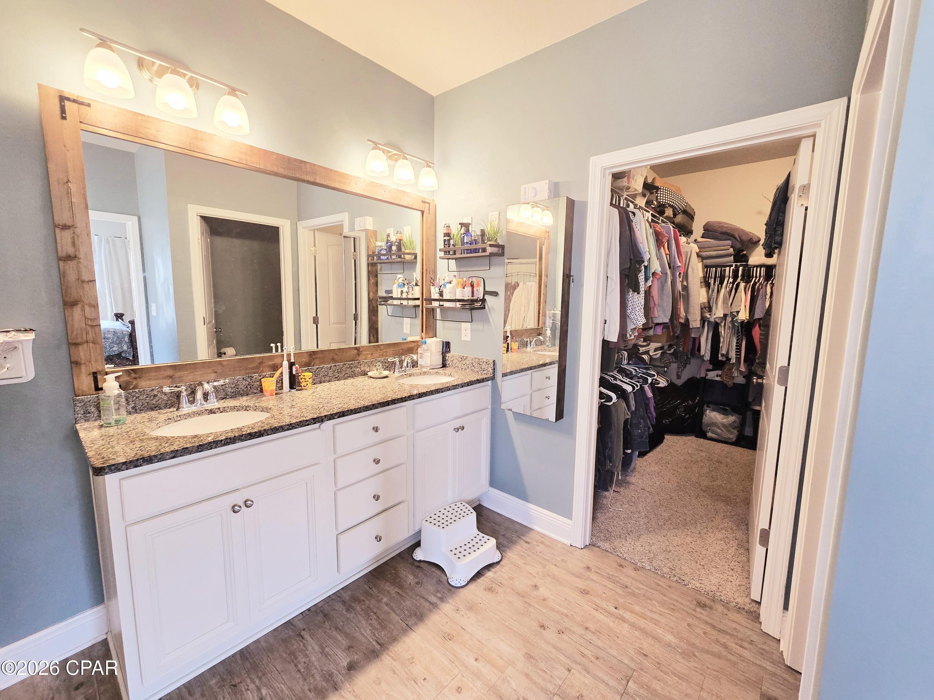 Village Of Mill Bayou/Shoreline Village Ph 1A - Residential Lease