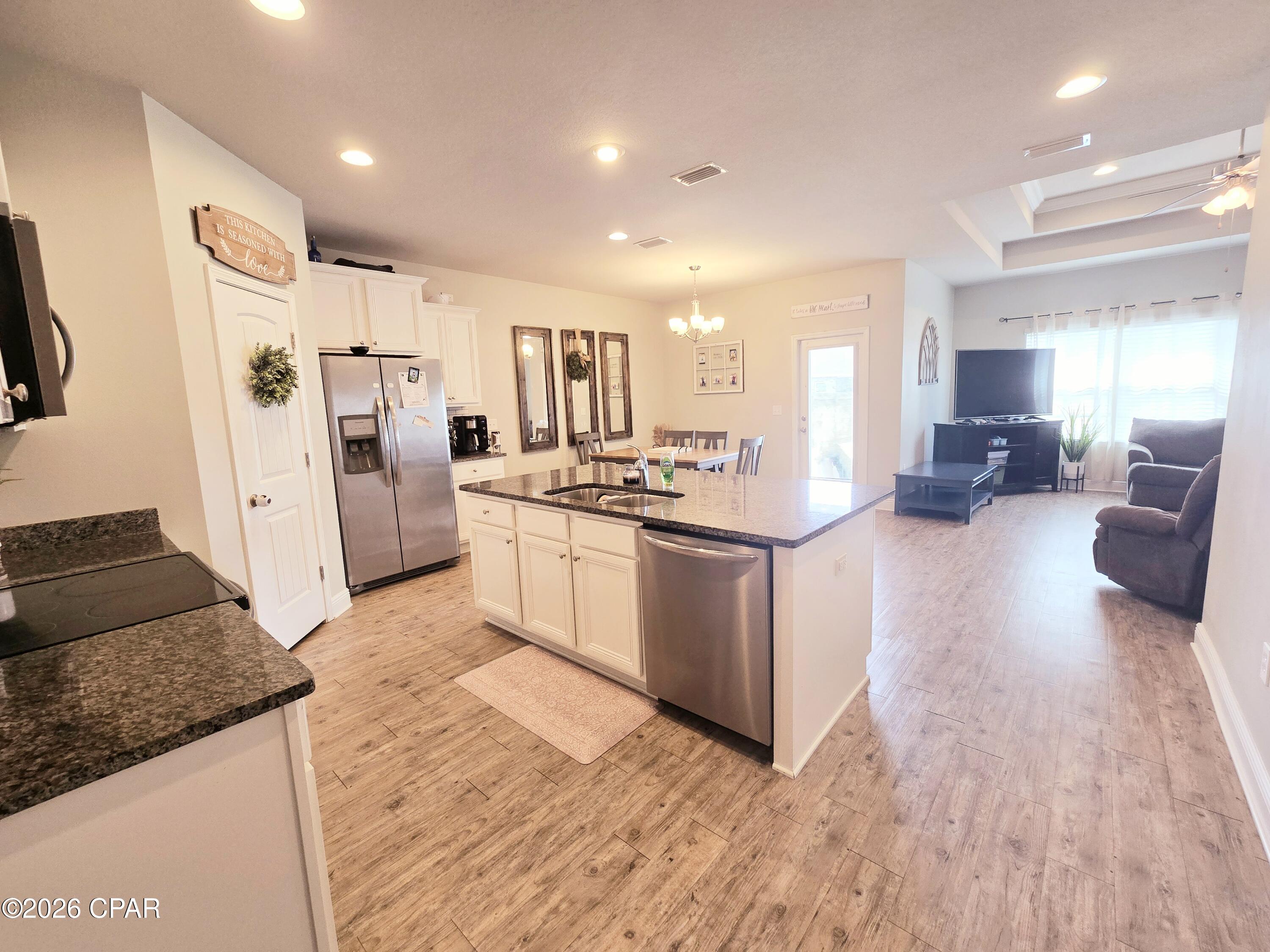 Village Of Mill Bayou/Shoreline Village Ph 1A - Residential Lease