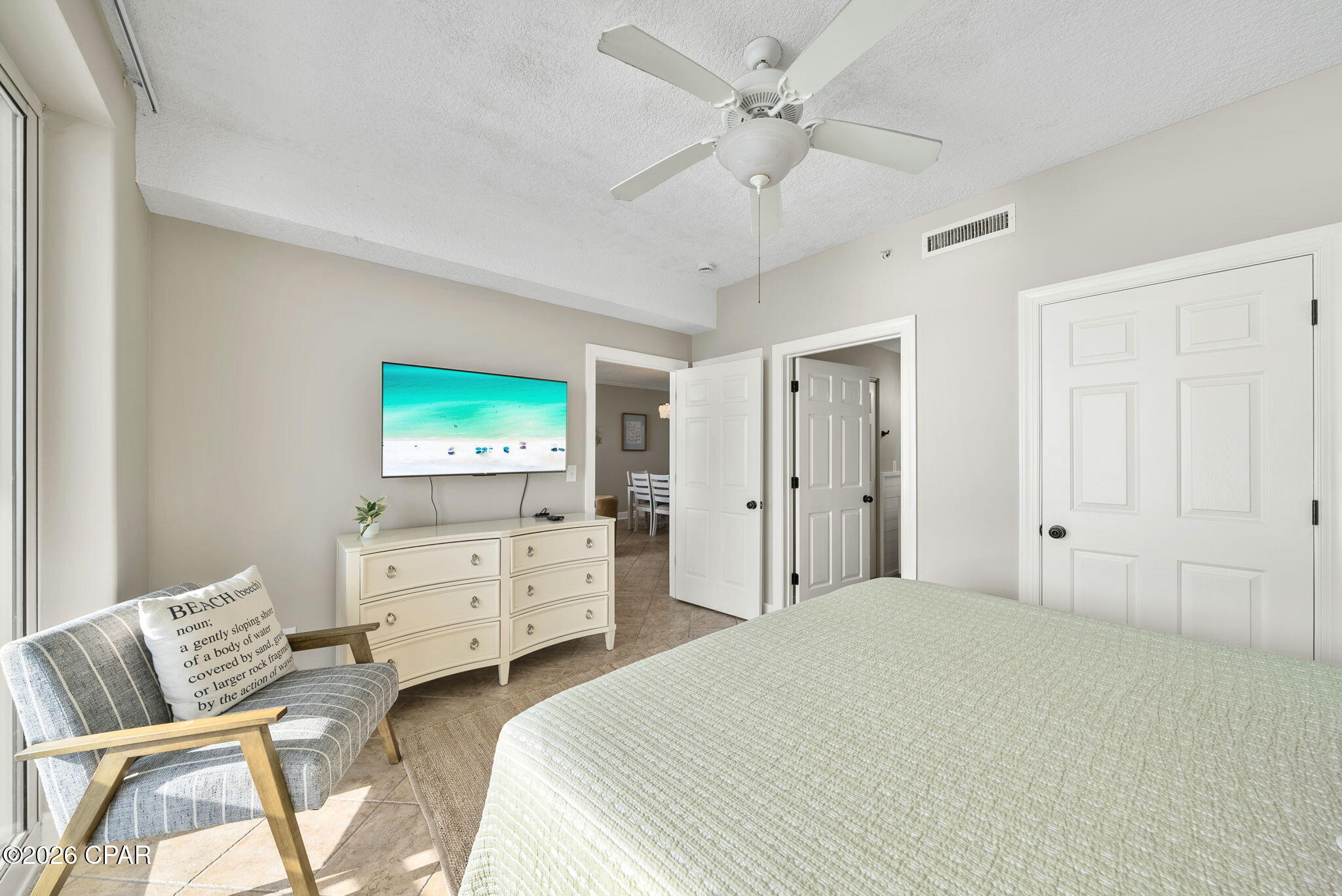 Twin Palms Resort - Residential