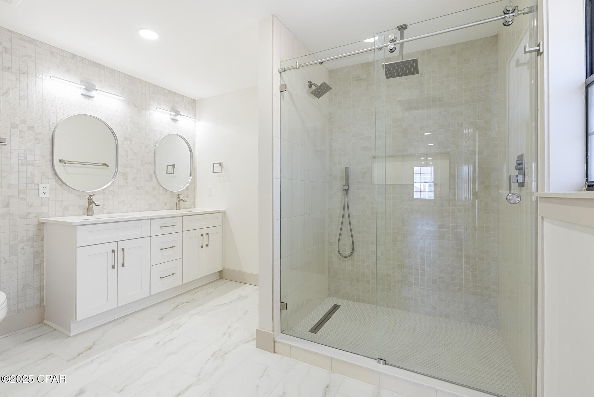 Suntime Beach U-1 - Residential